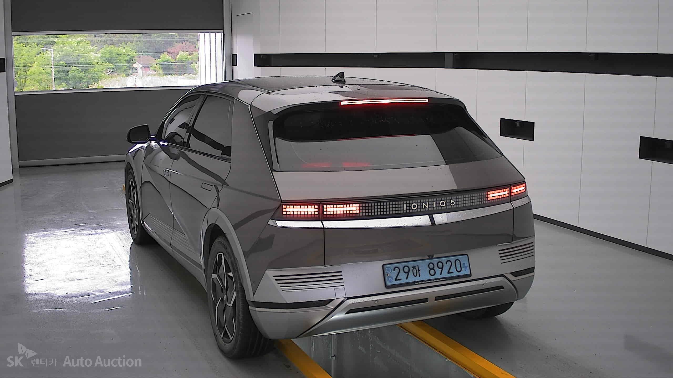 2022 - hyundai ioniq