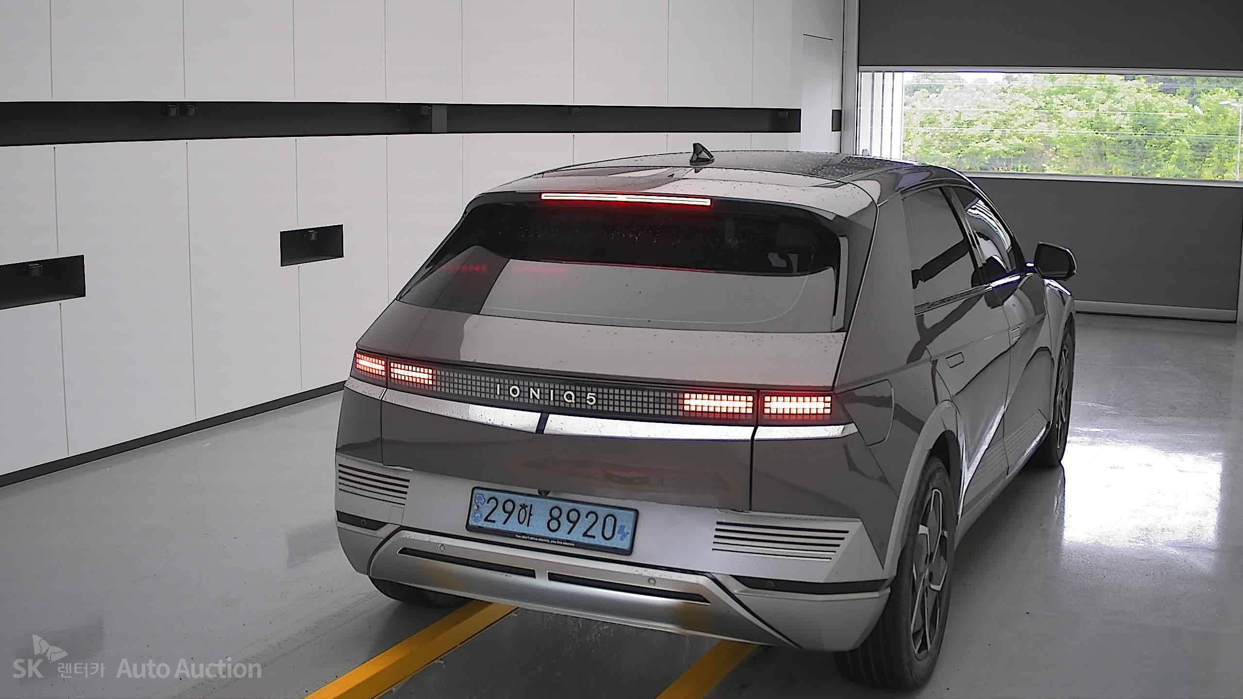 2022 - hyundai ioniq