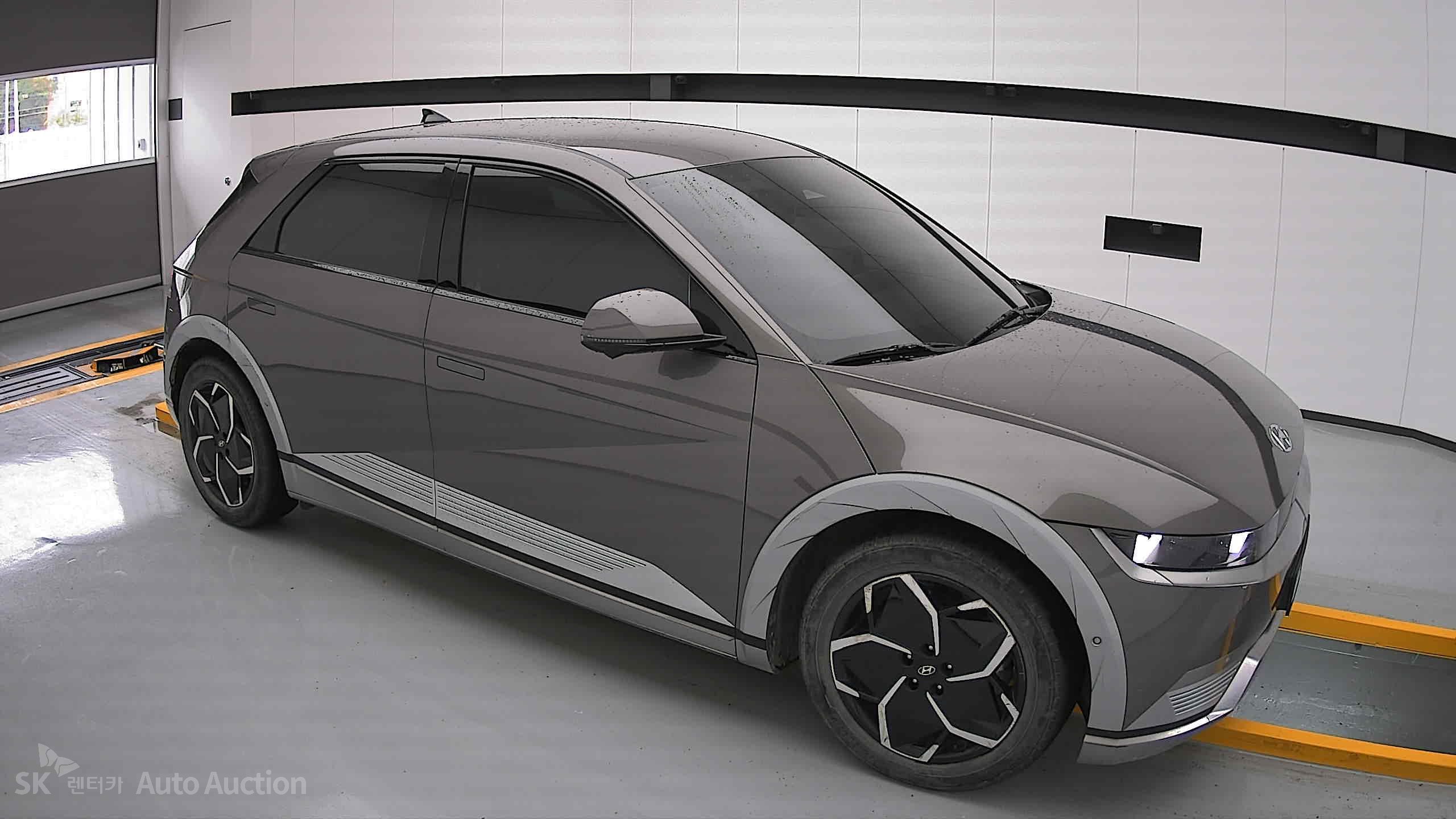 2022 - hyundai ioniq