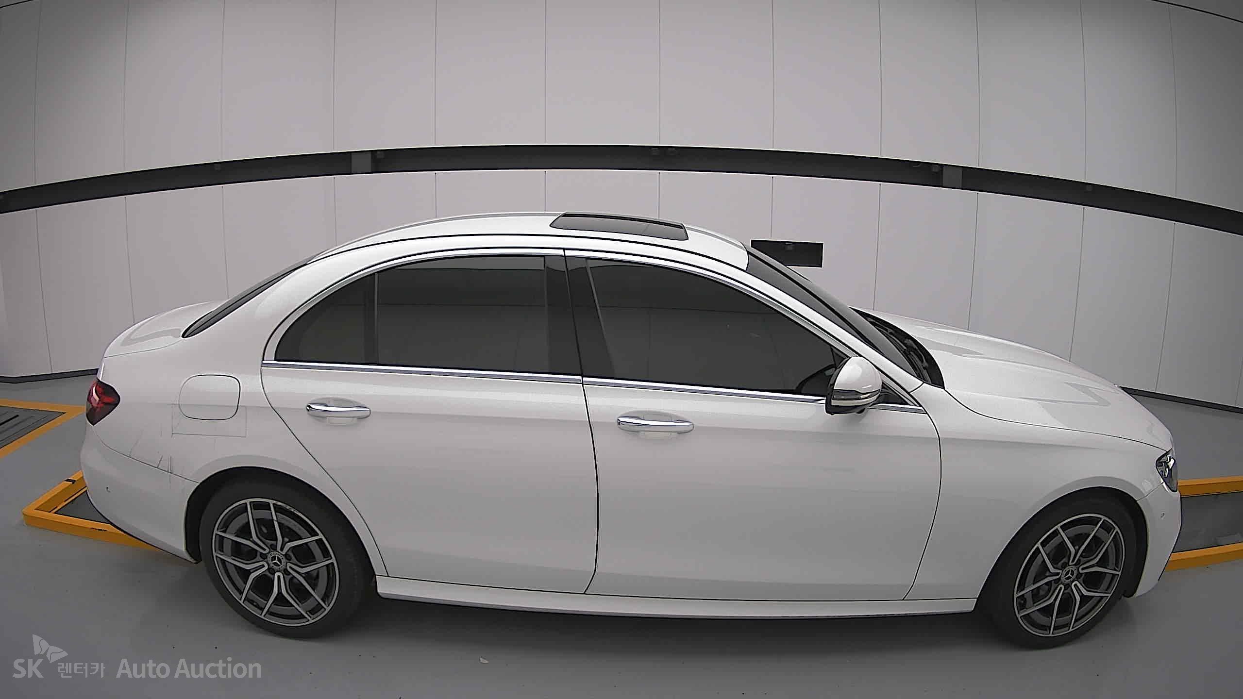 2022 - mercedes-benz e220d