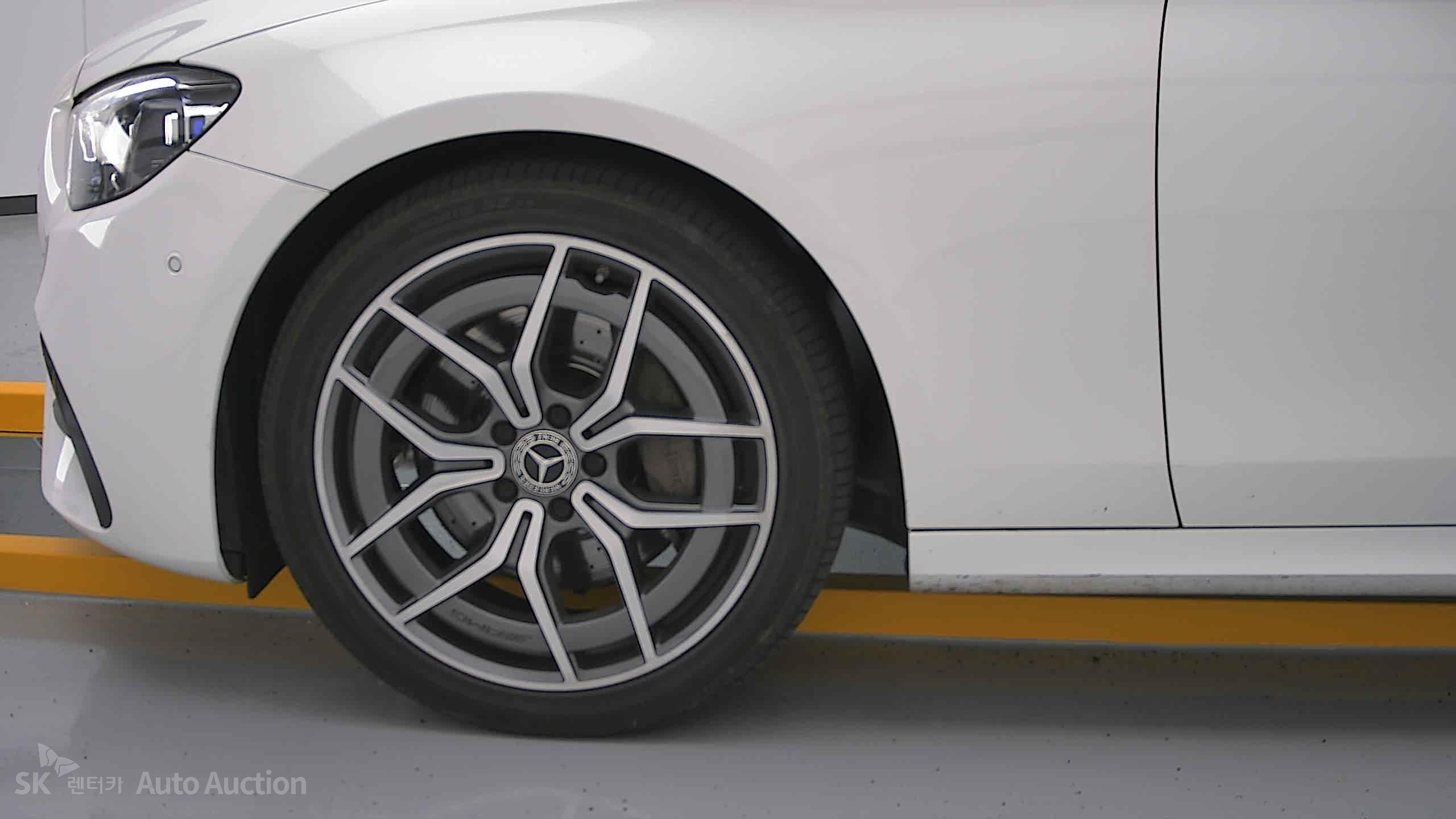 2022 - mercedes-benz e220d