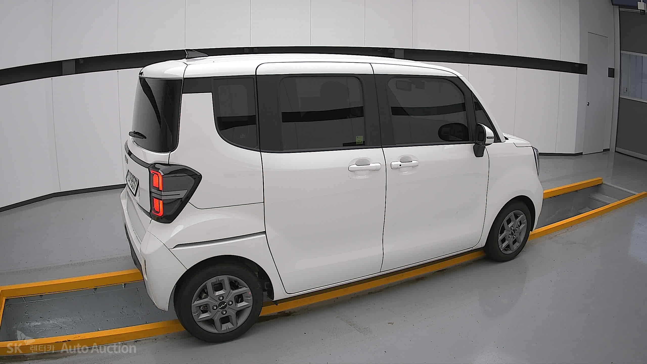 2024 - kia ray
