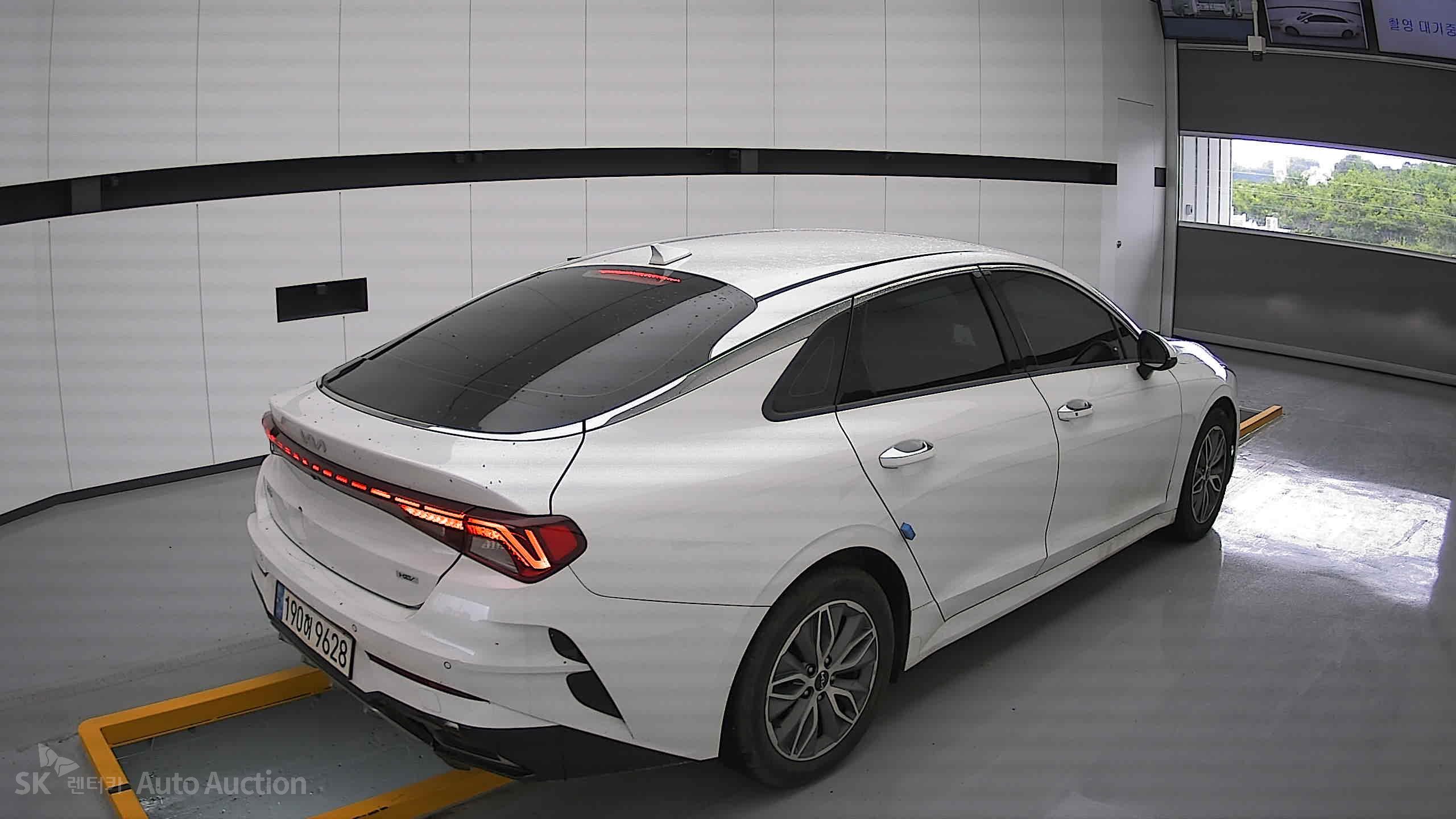 2023 - kia k5