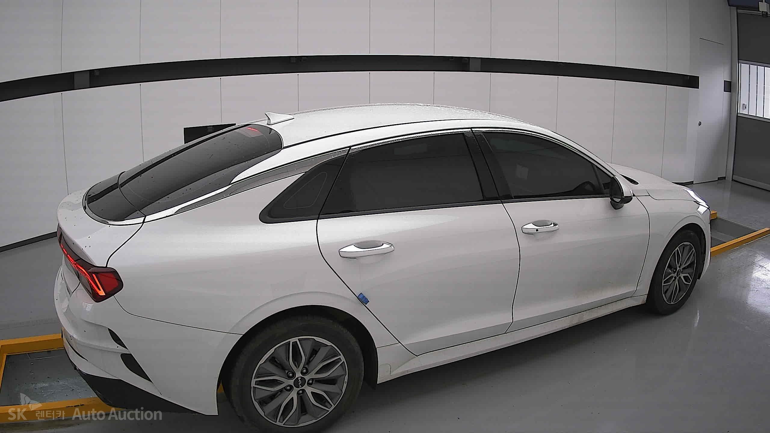 2023 - kia k5