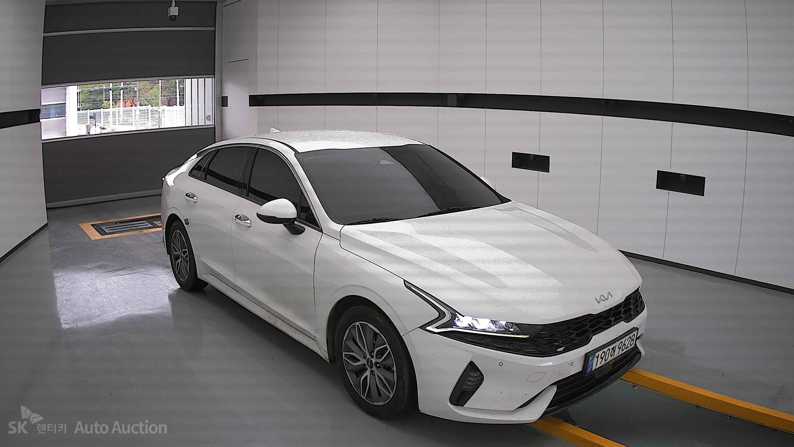 2023 - kia k5