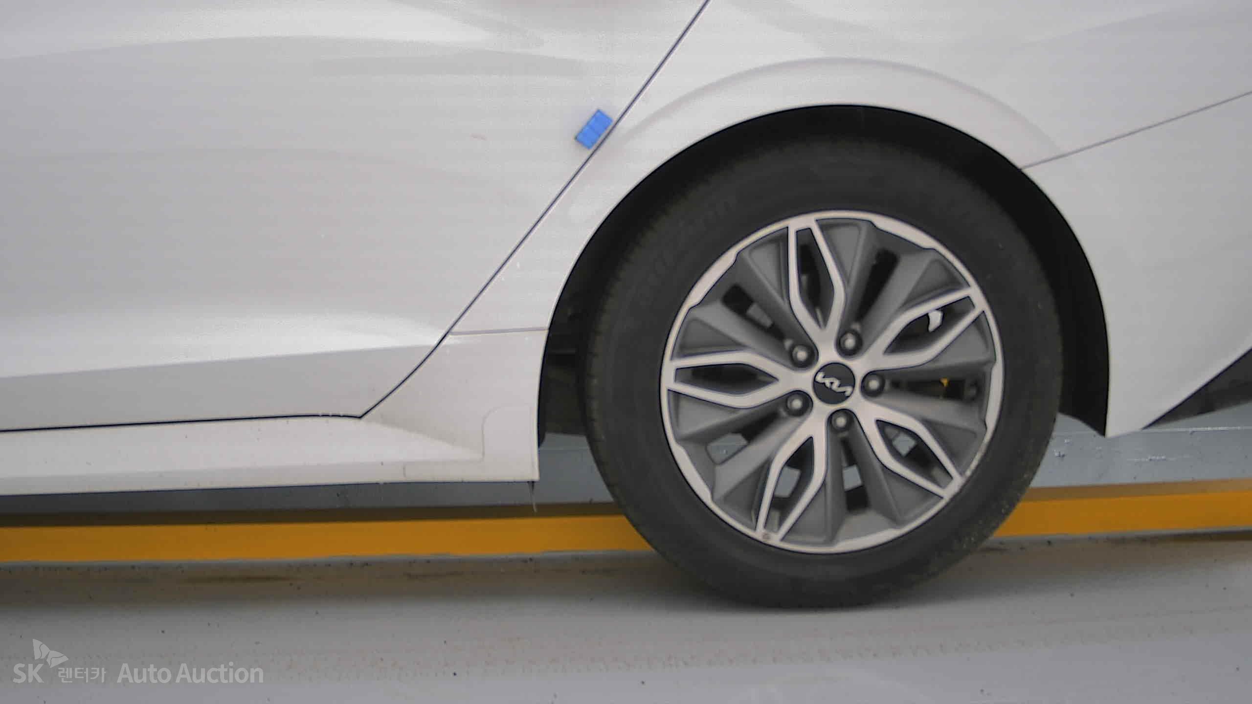 2023 - kia k5