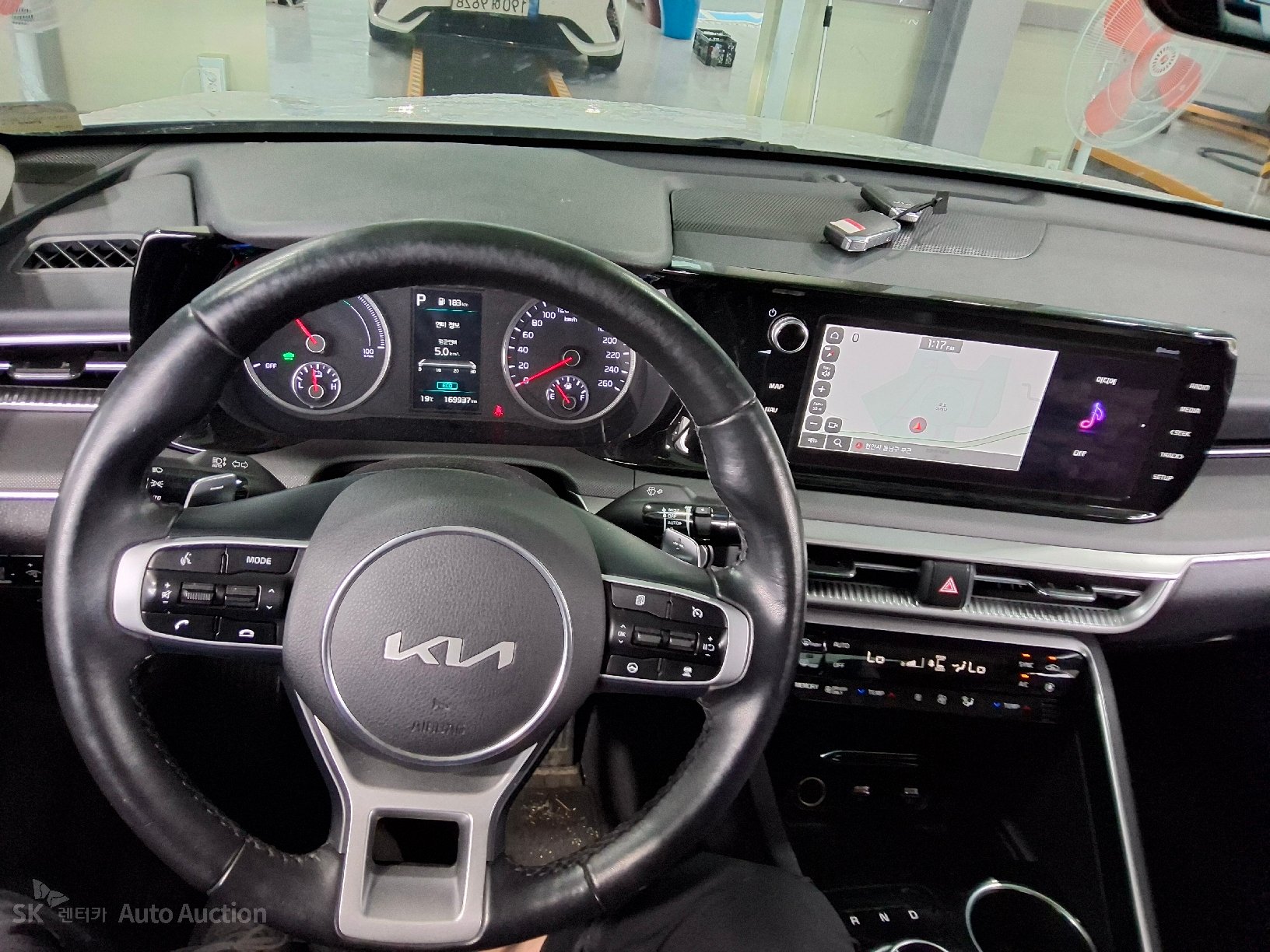 2023 - kia k5
