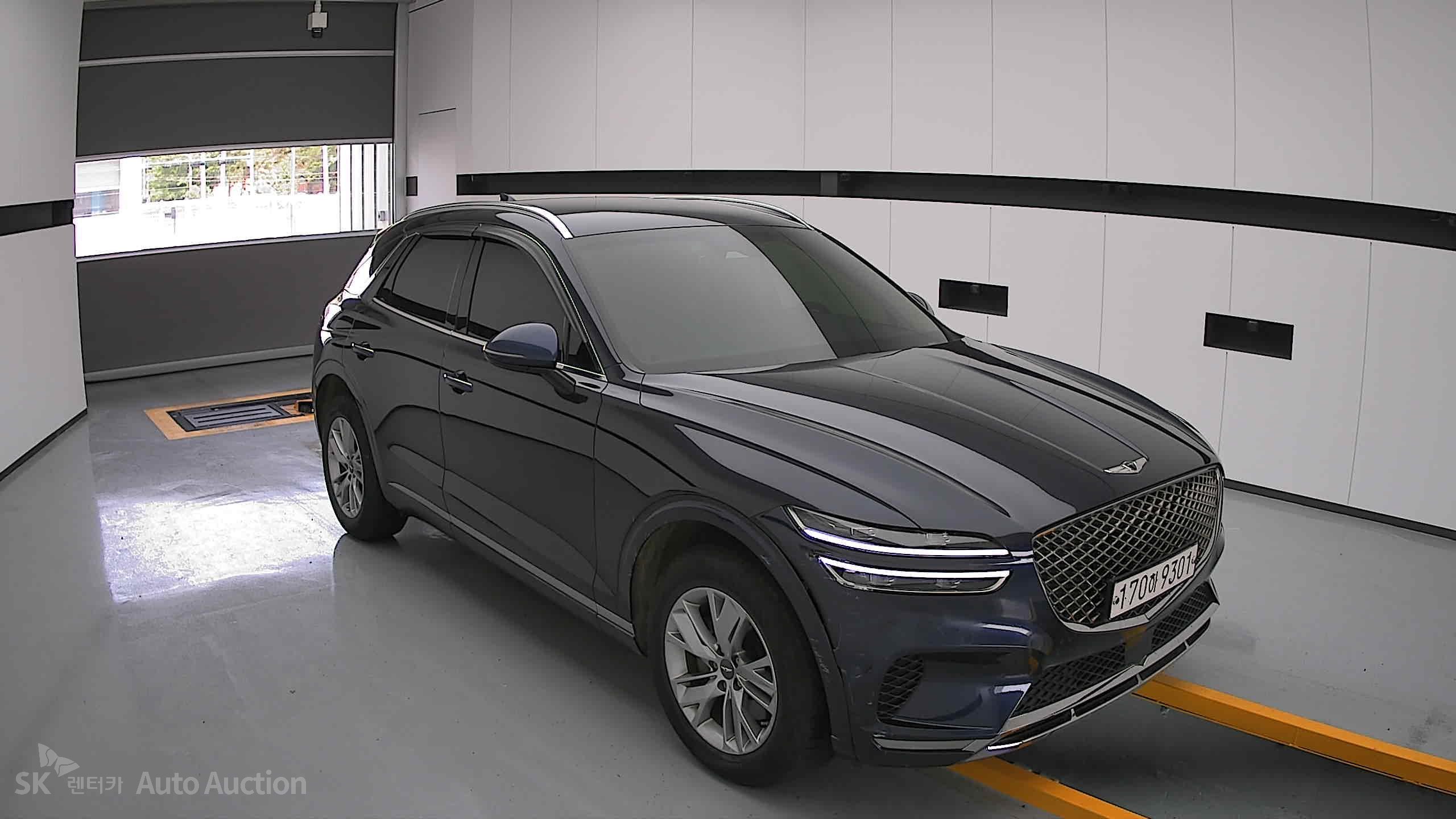 2021 - genesis gv70