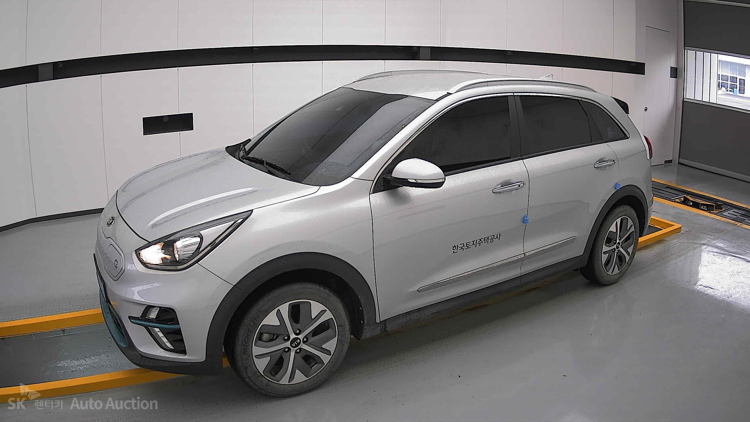2021 - kia niro