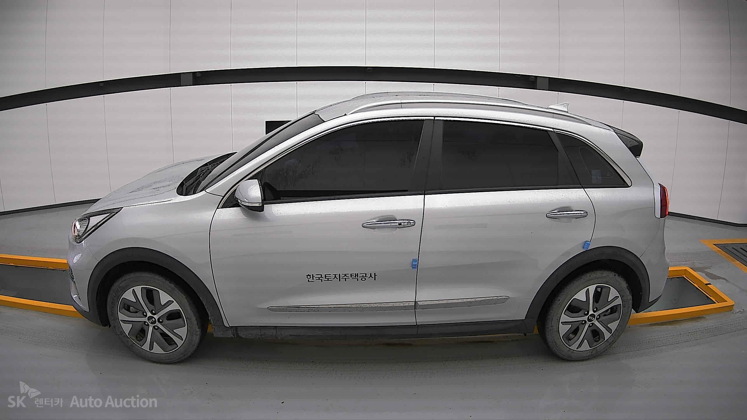 2021 - kia niro