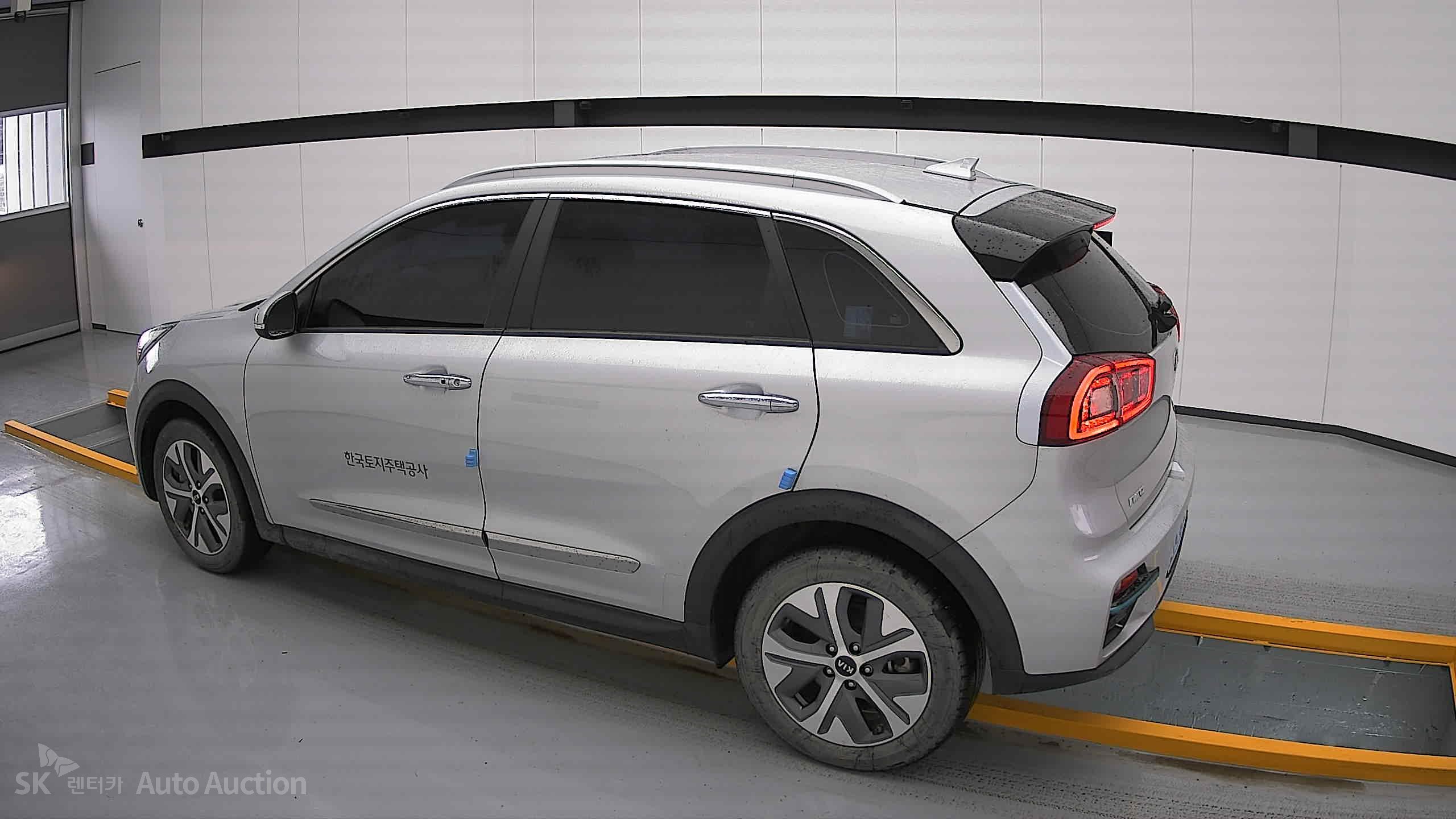 2021 - kia niro