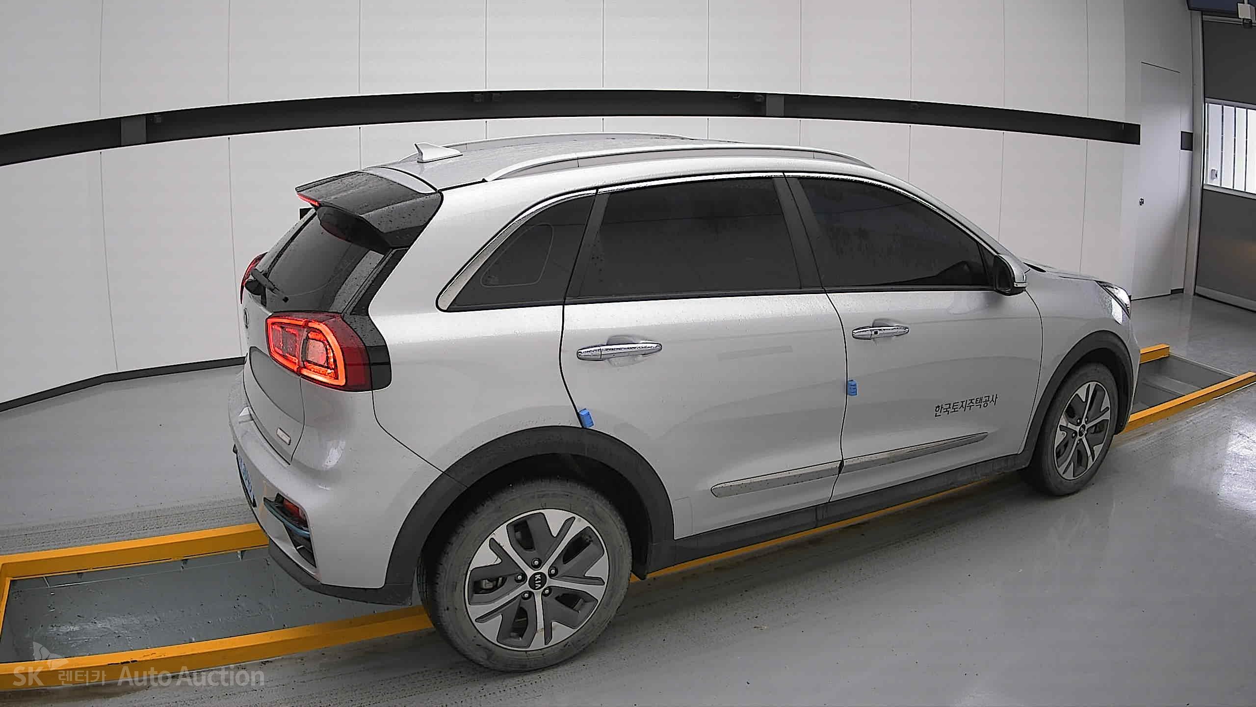 2021 - kia niro