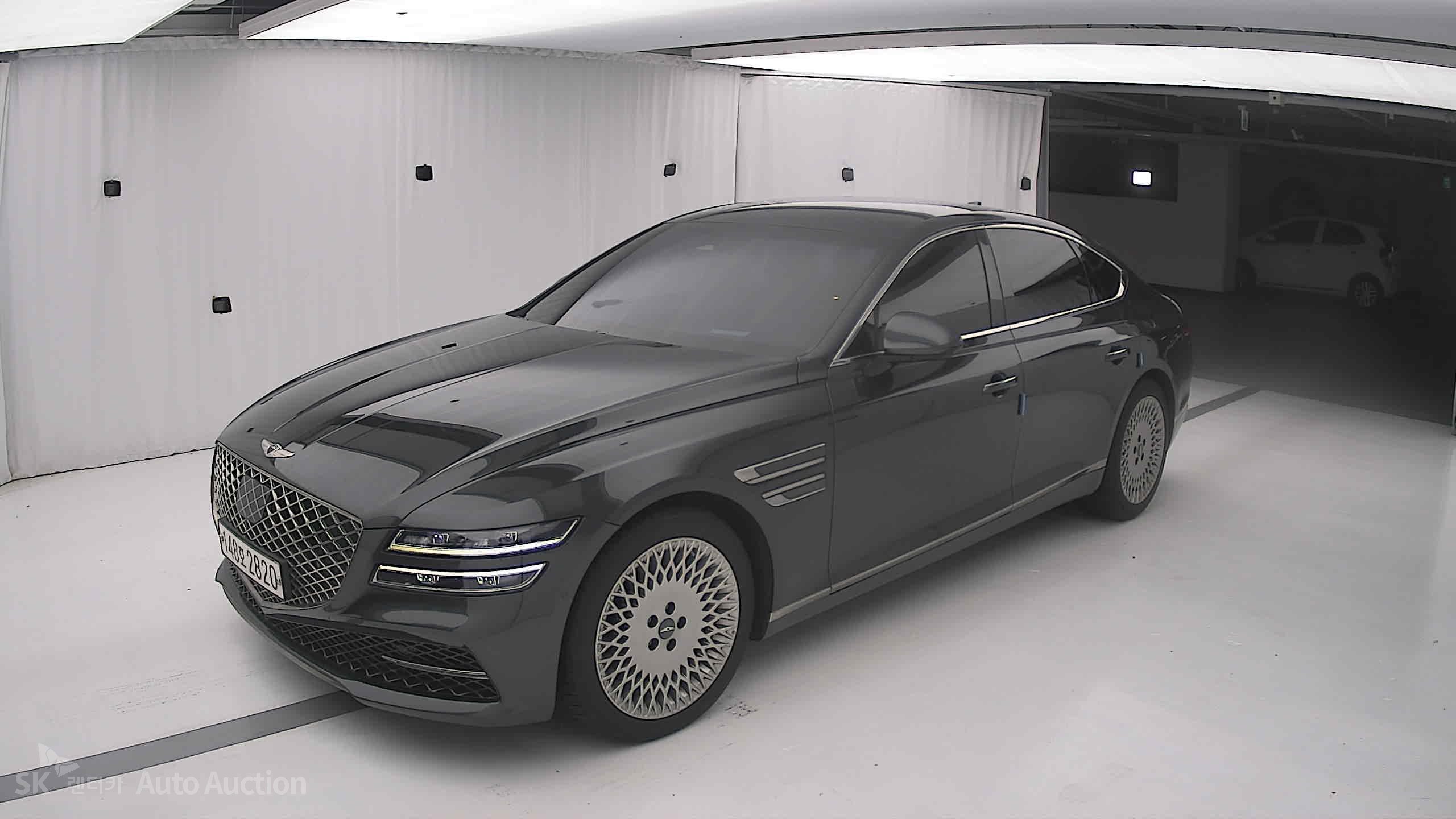 2021 - genesis g80