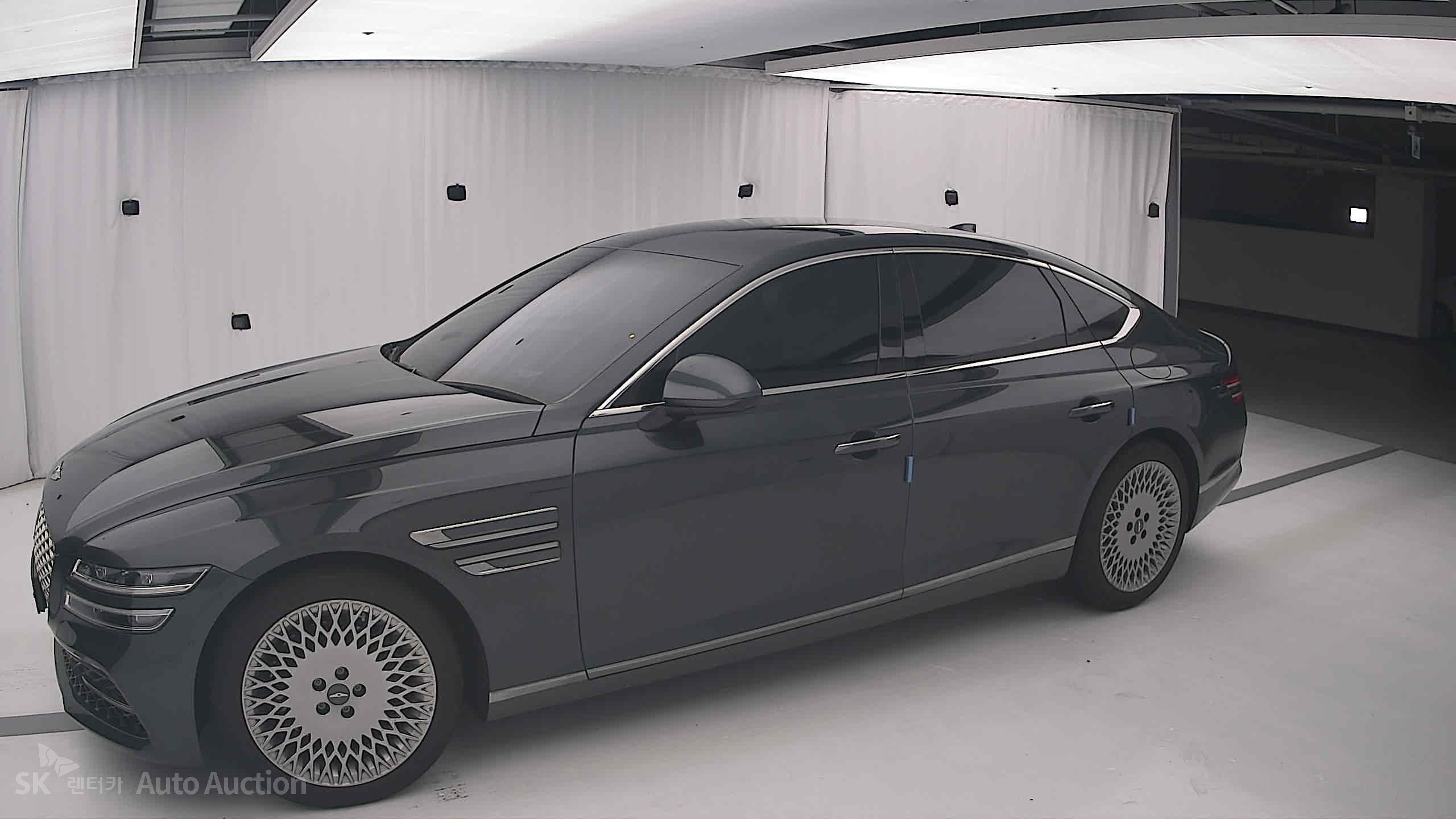2021 - genesis g80