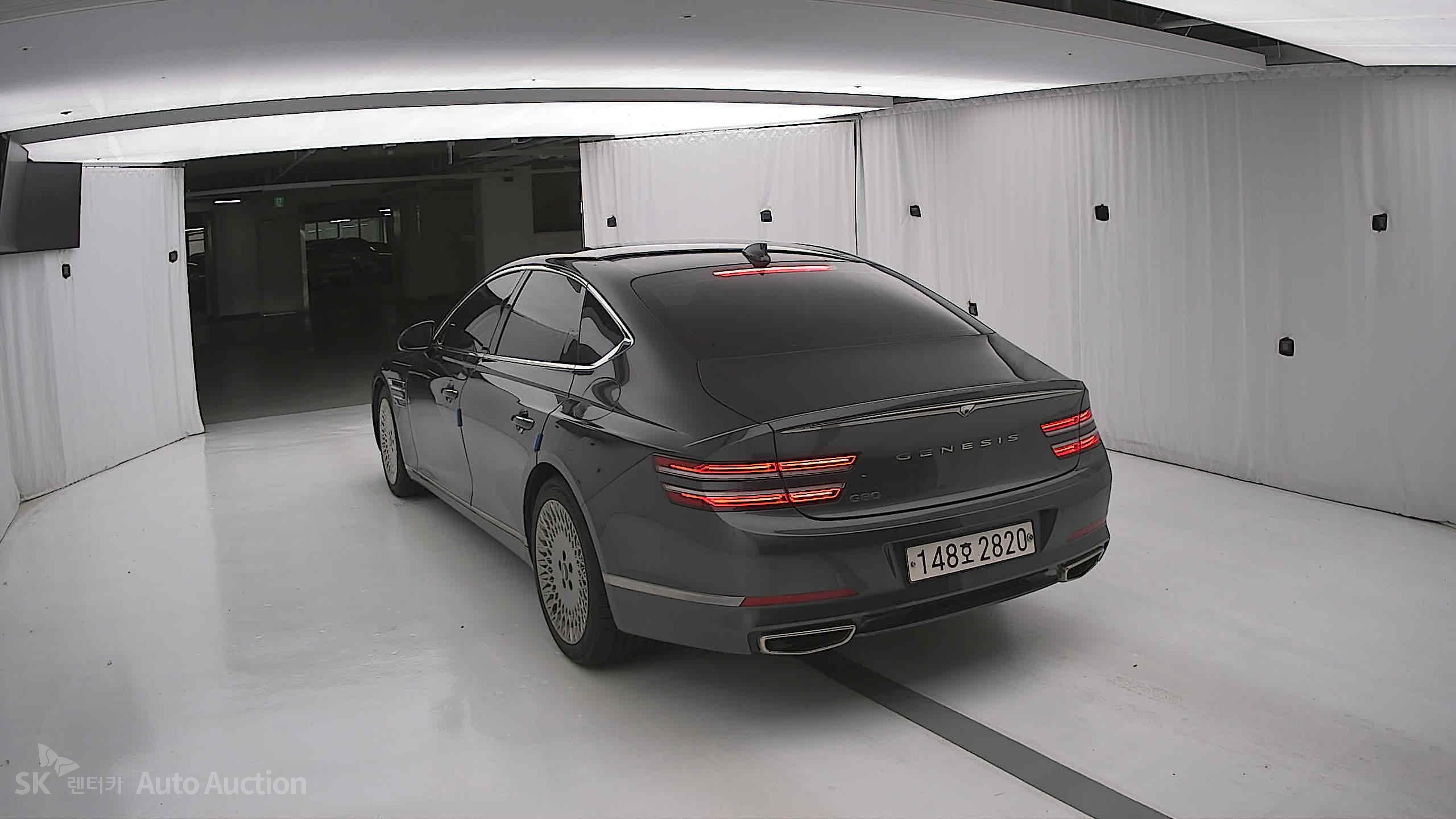 2021 - genesis g80