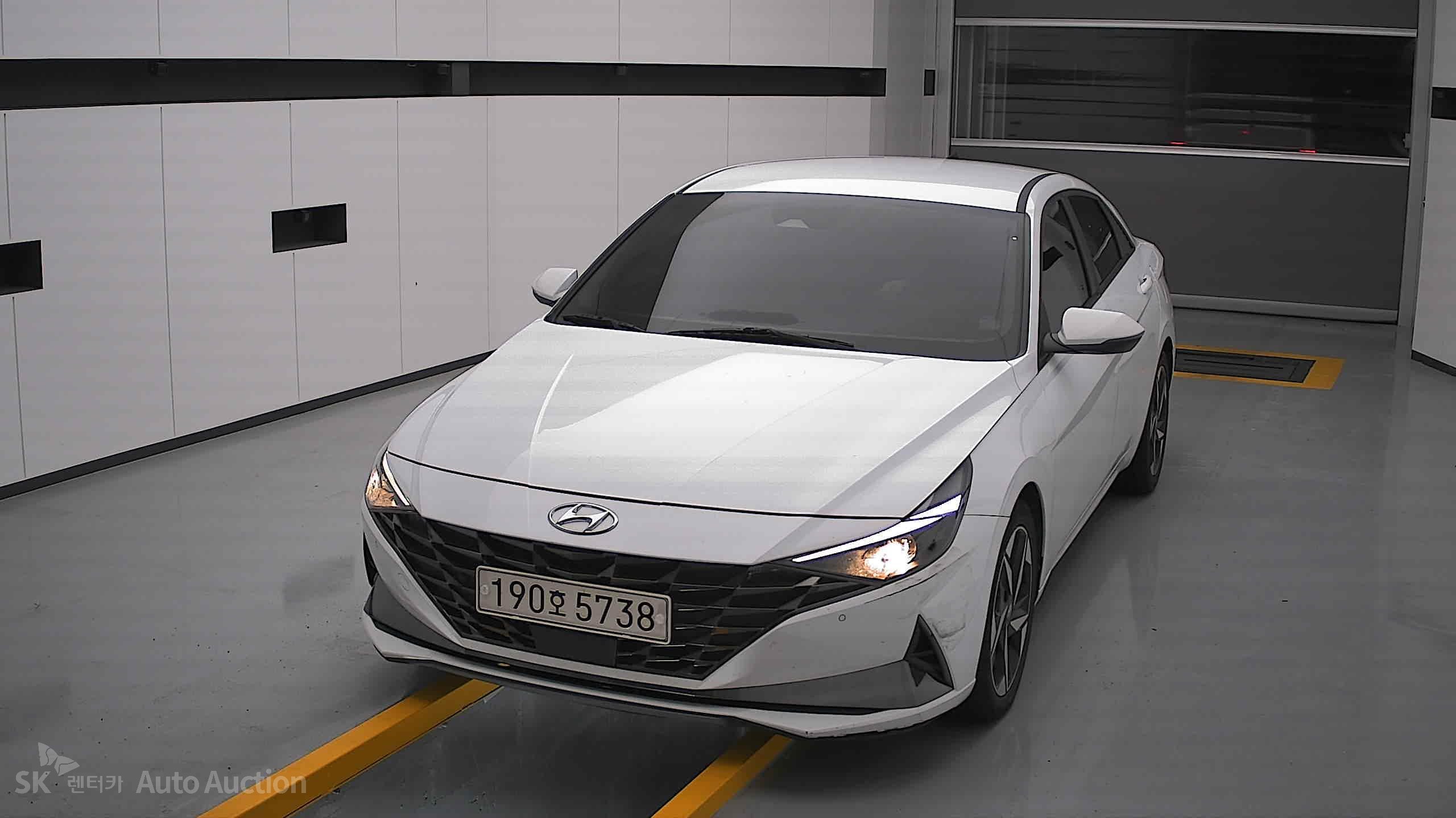 Hyundai Avante Hybrid(CN7) HEV Modern