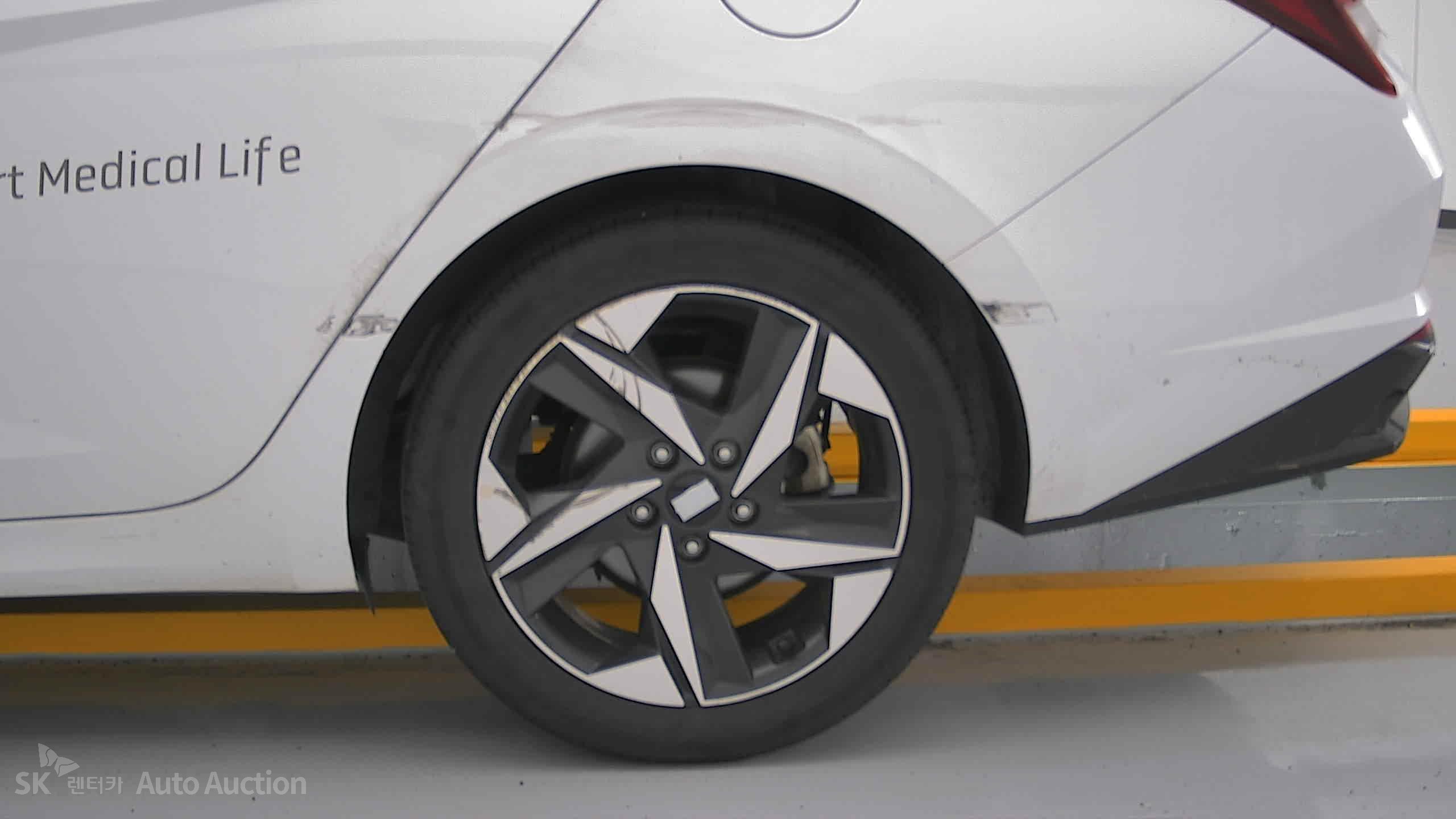 2023 - hyundai avante
