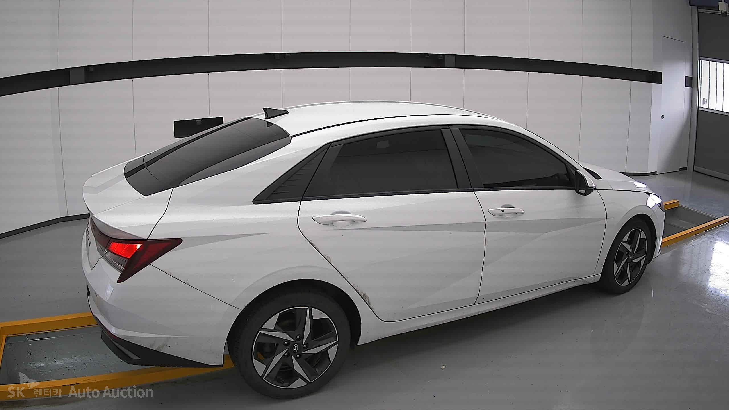 2023 - hyundai avante