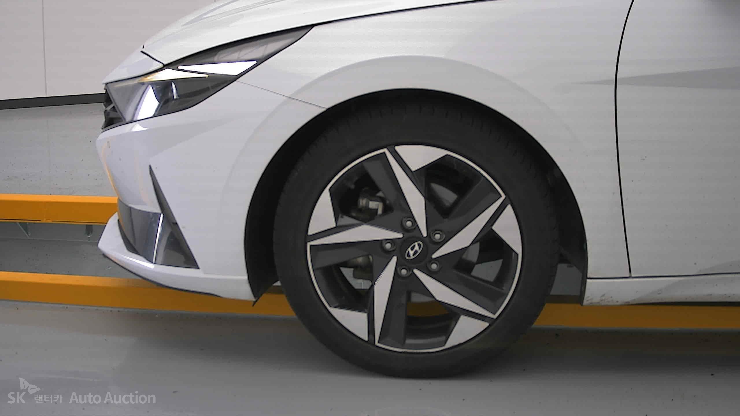 2023 - hyundai avante
