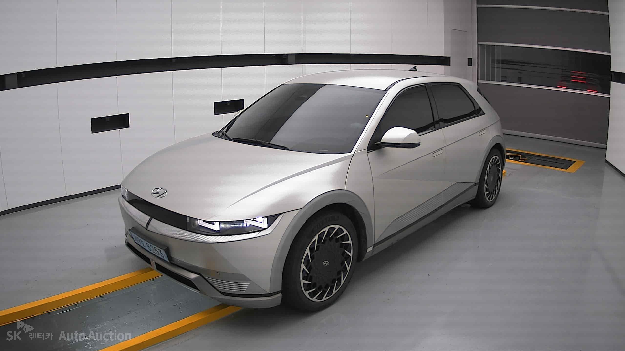 2022 - hyundai ioniq