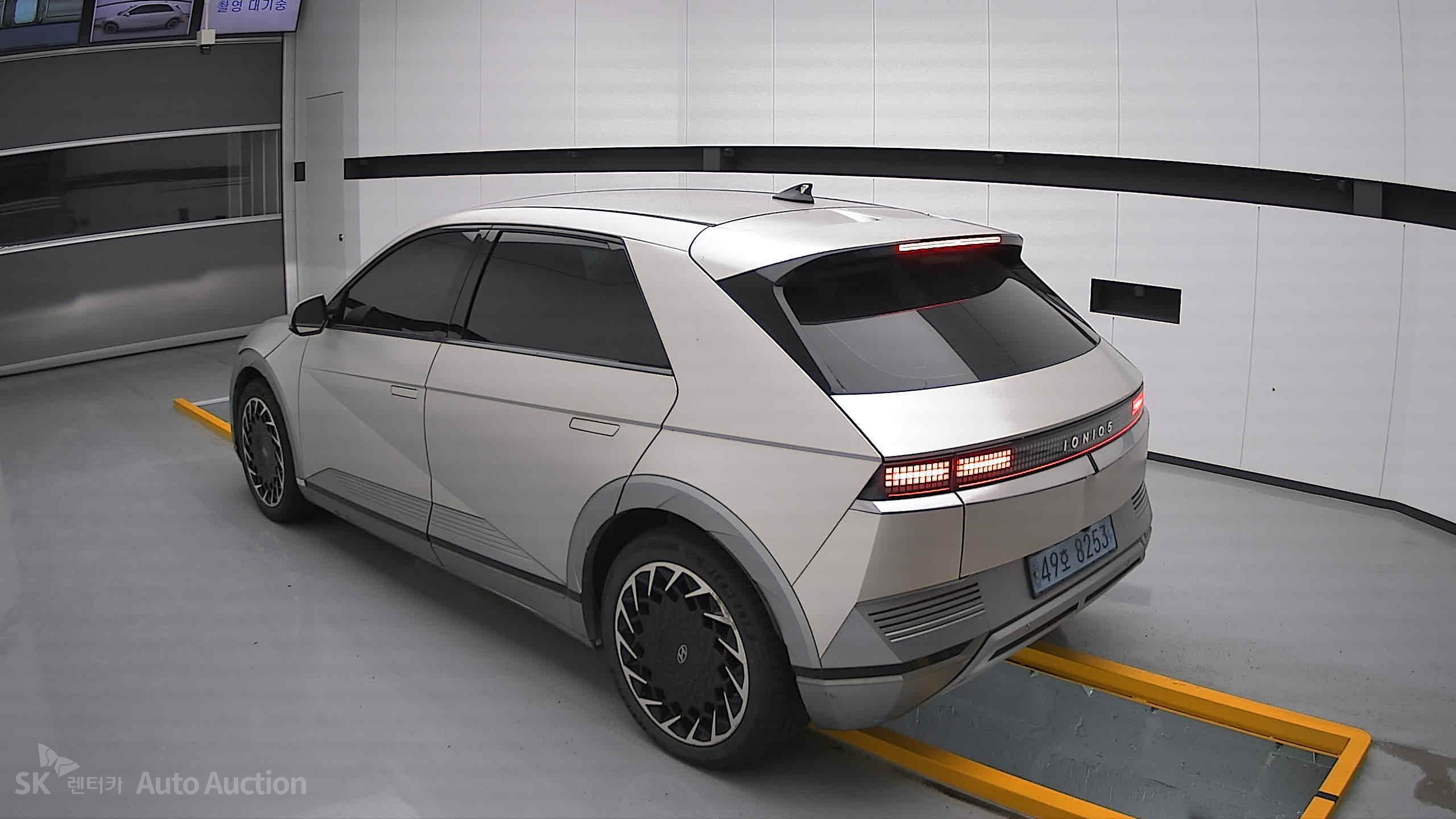 2022 - hyundai ioniq
