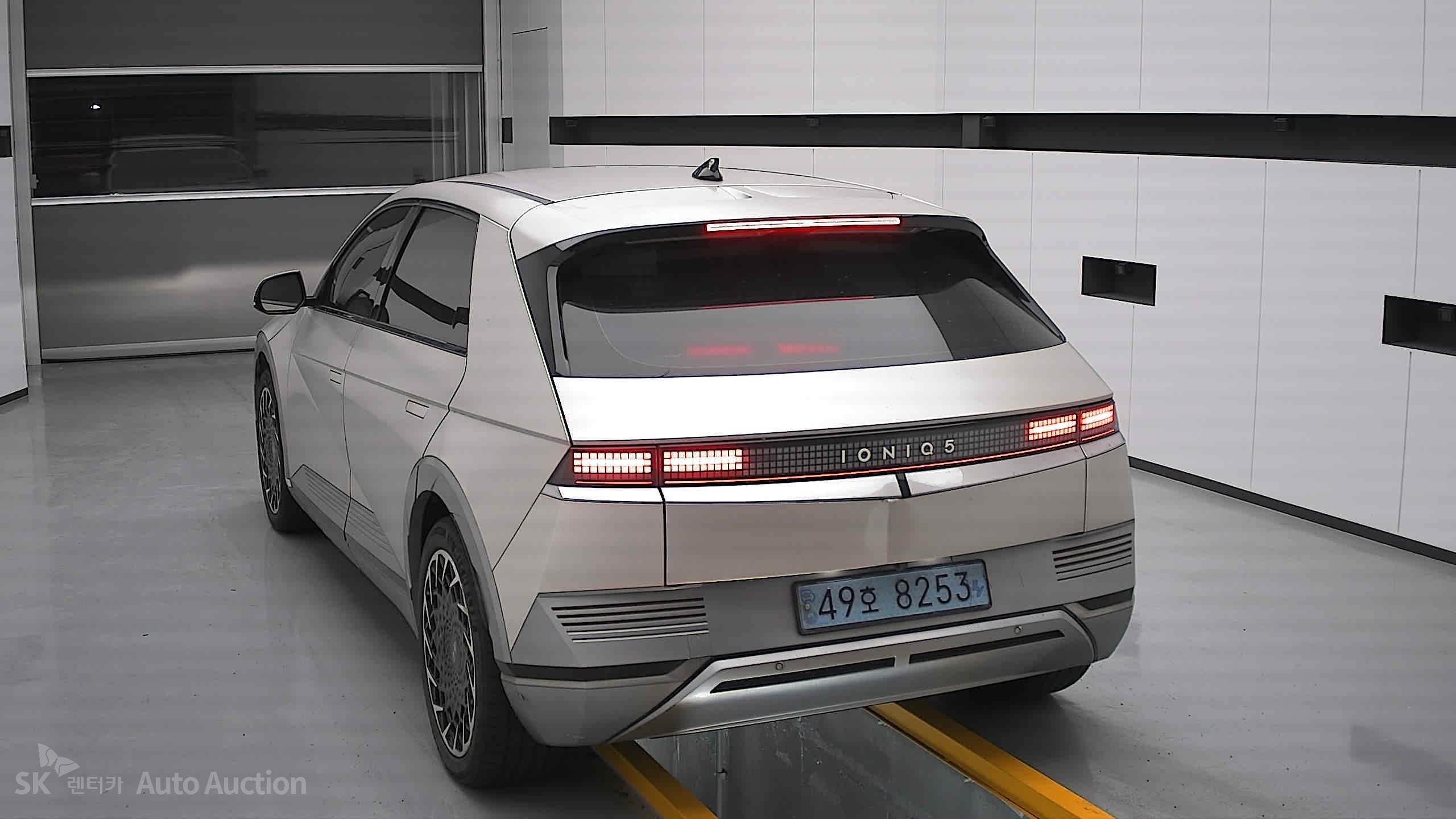 2022 - hyundai ioniq