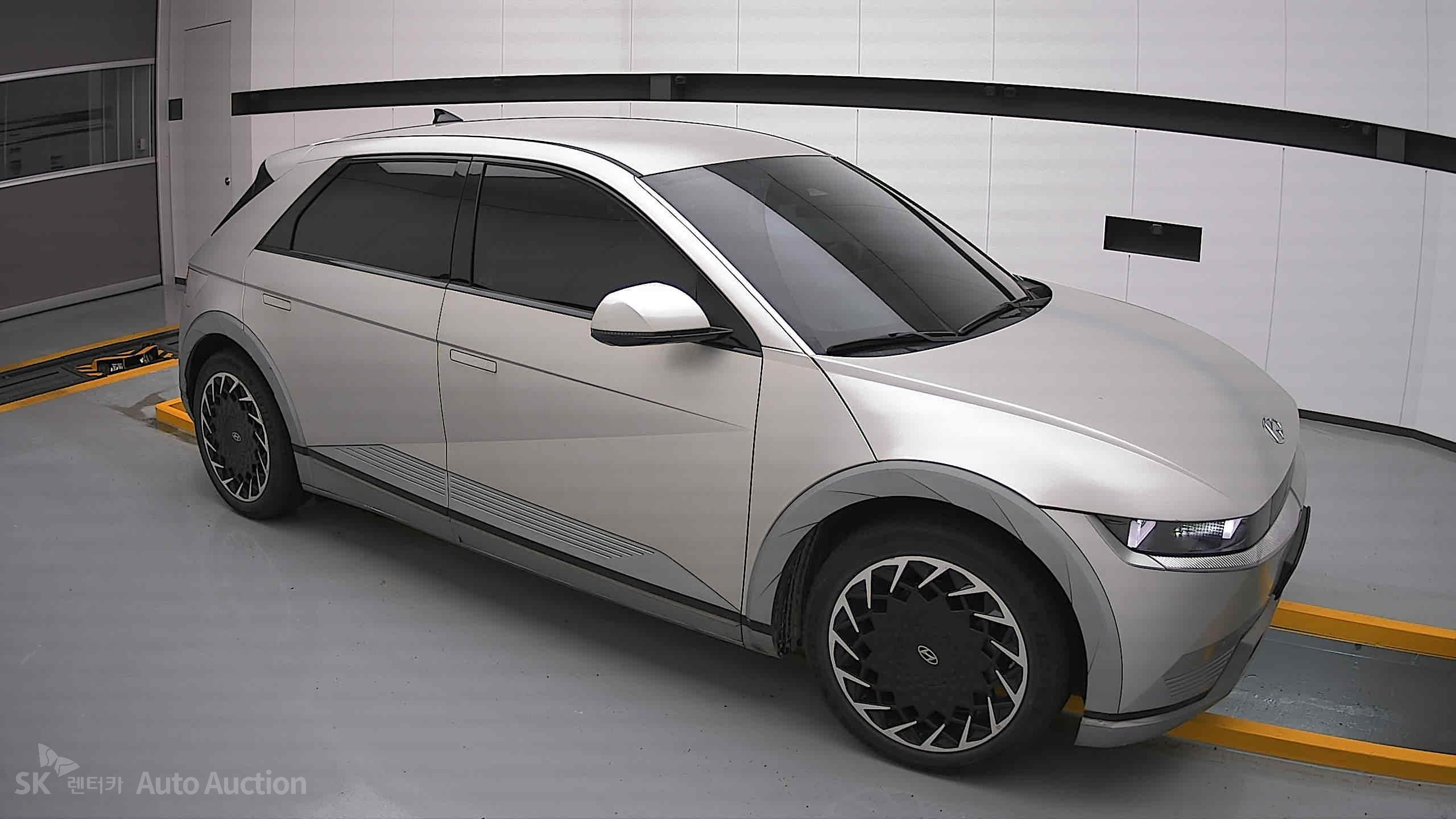 2022 - hyundai ioniq