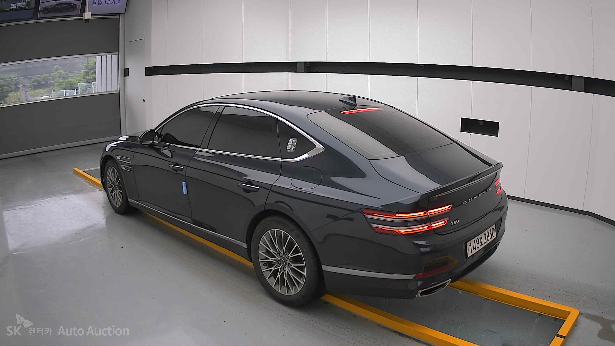 2021 - genesis g80