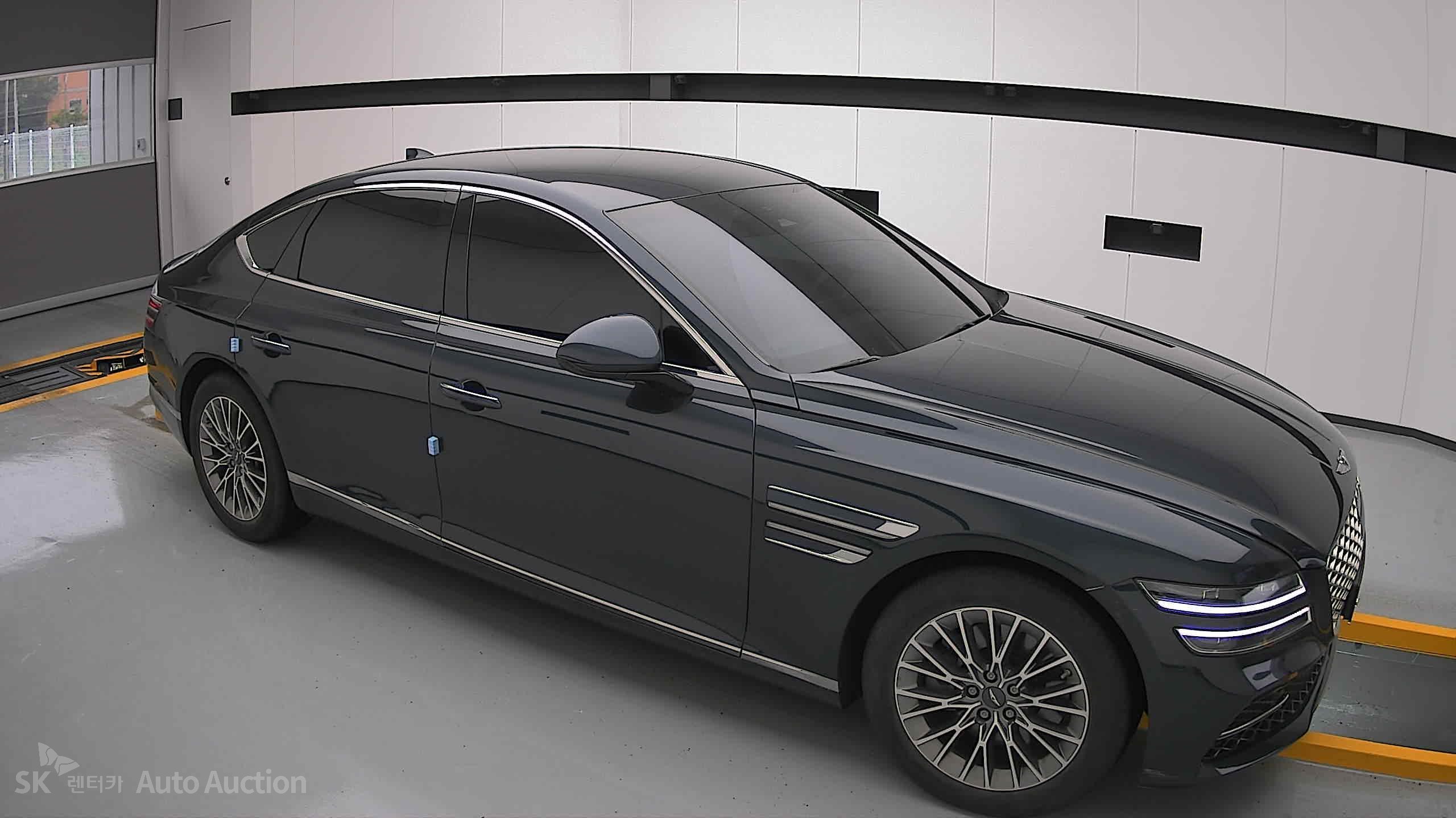 2021 - genesis g80