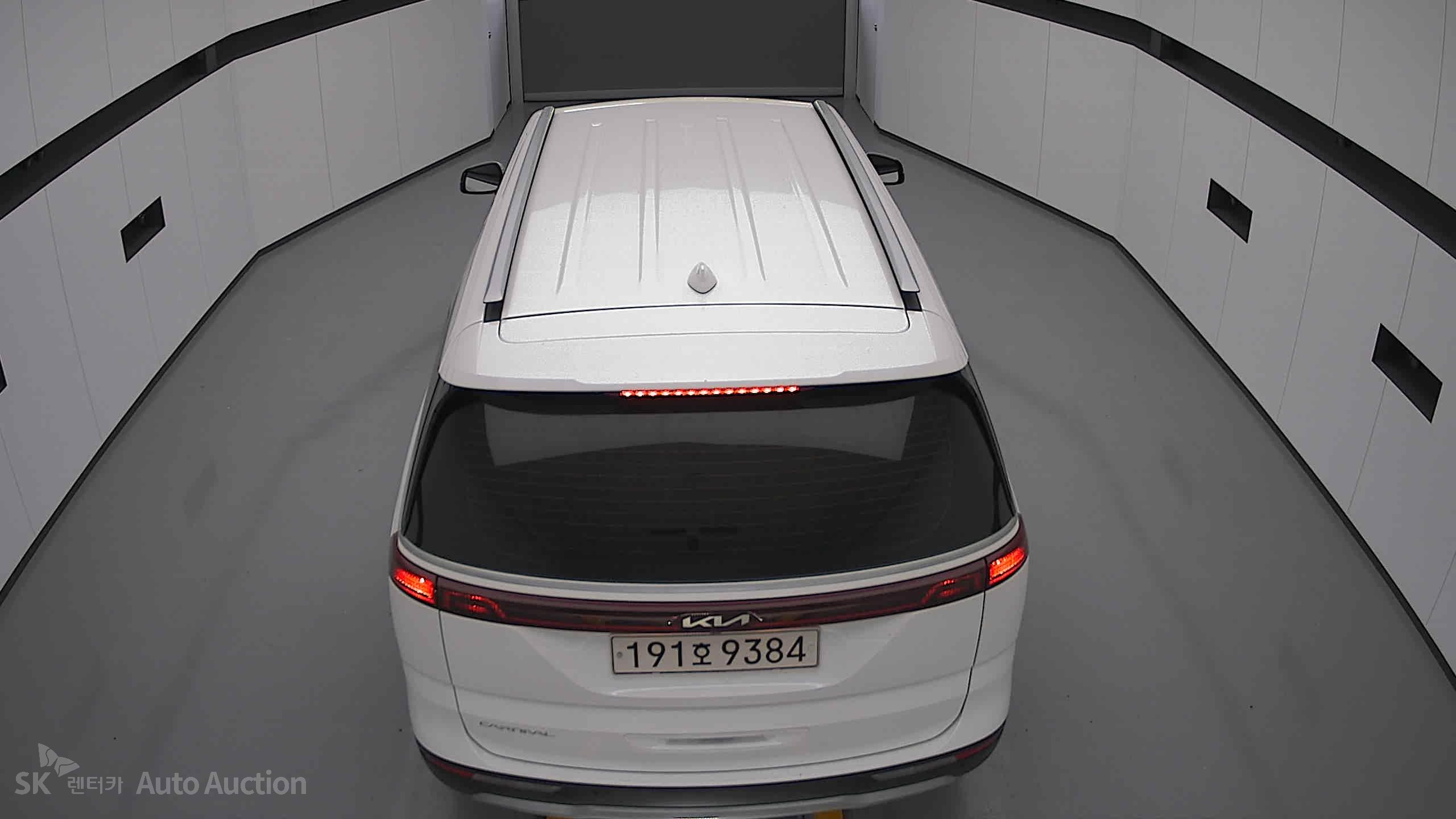 2023 - kia carnival