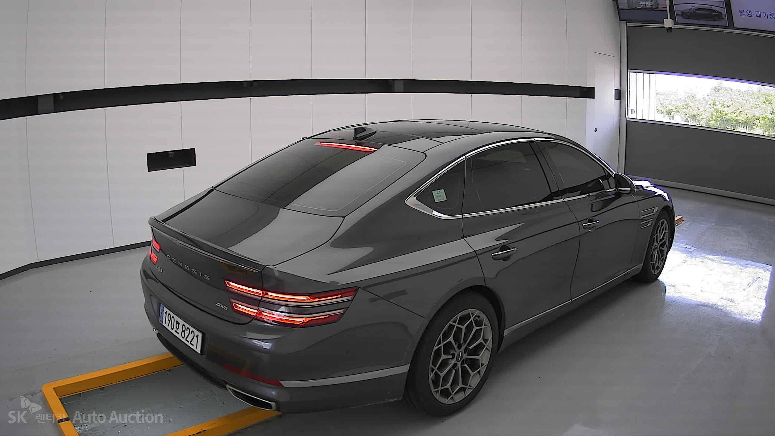2022 - genesis g80