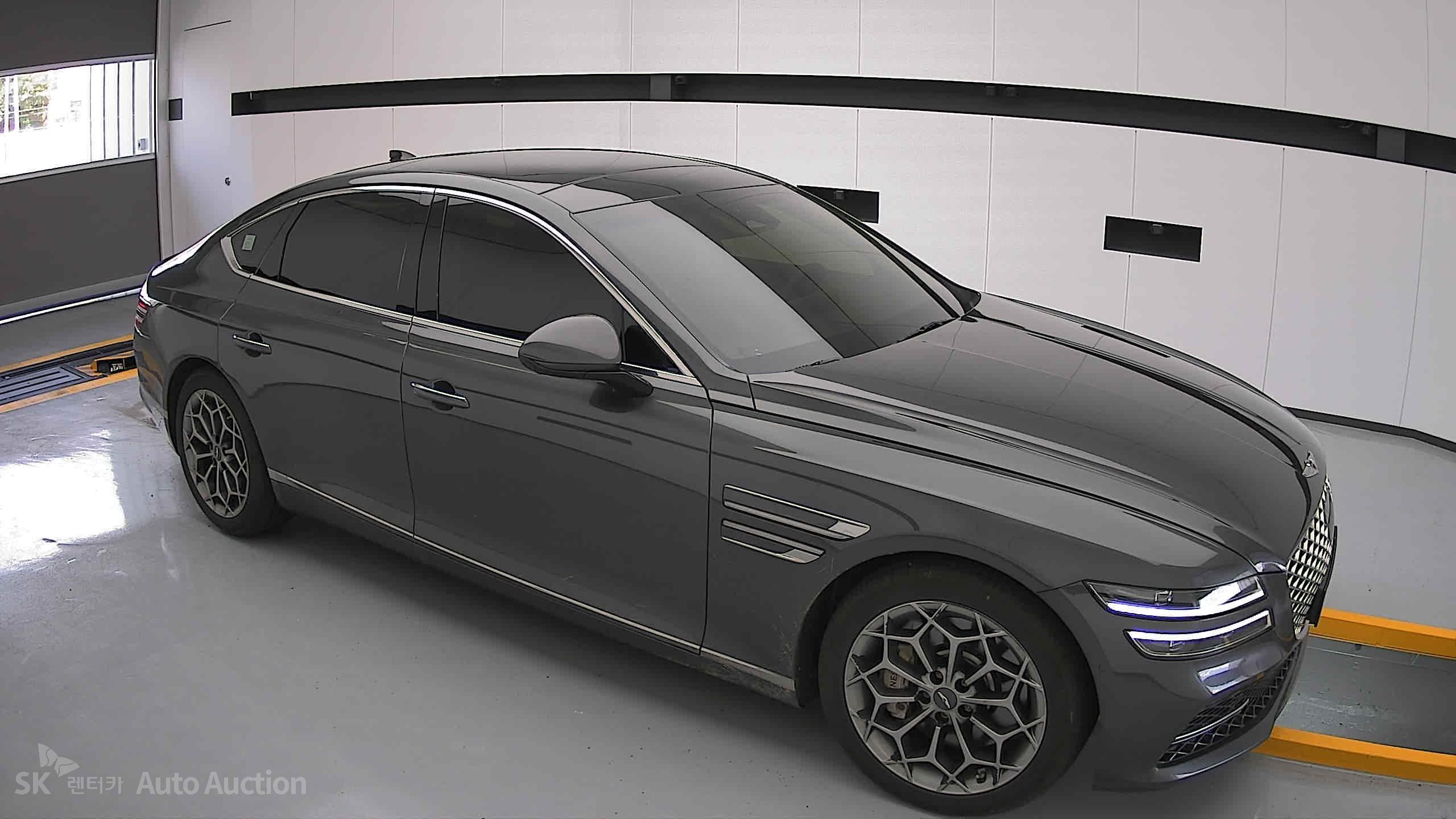 2022 - genesis g80