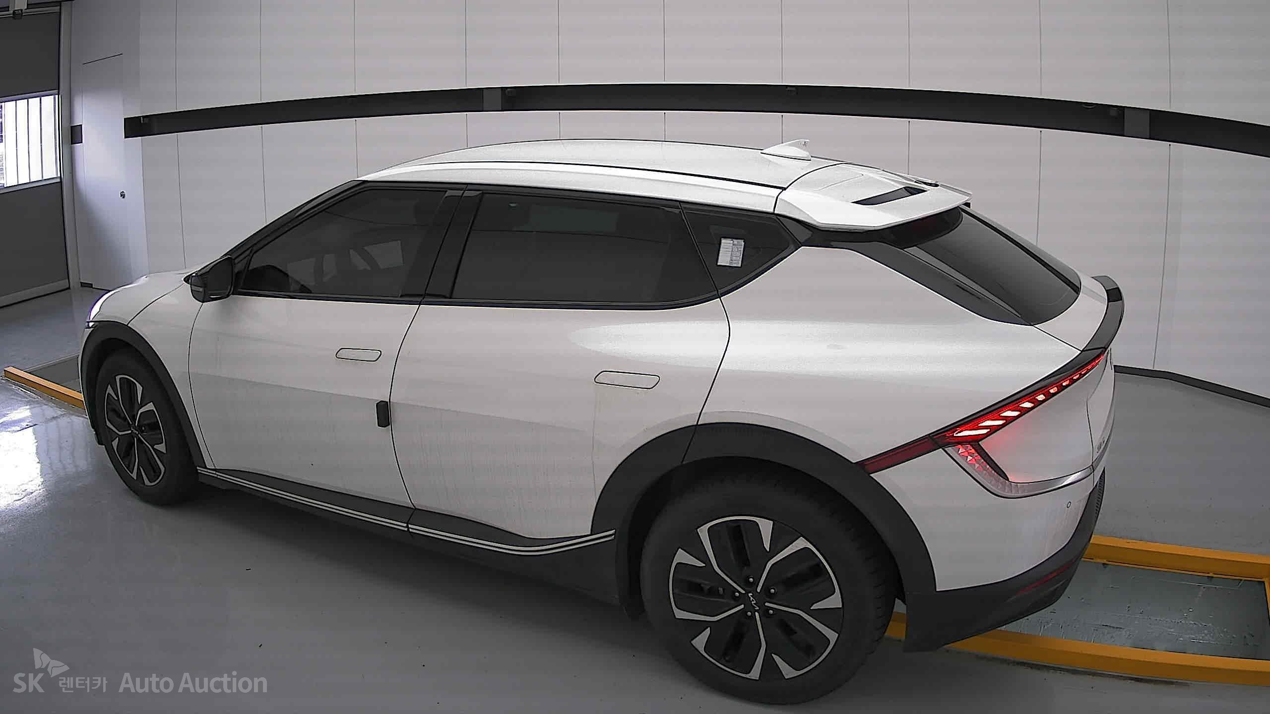 2023 - kia ev6