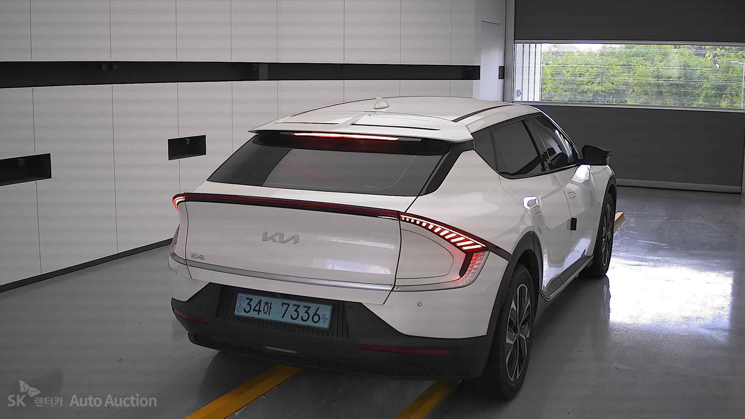 2023 - kia ev6