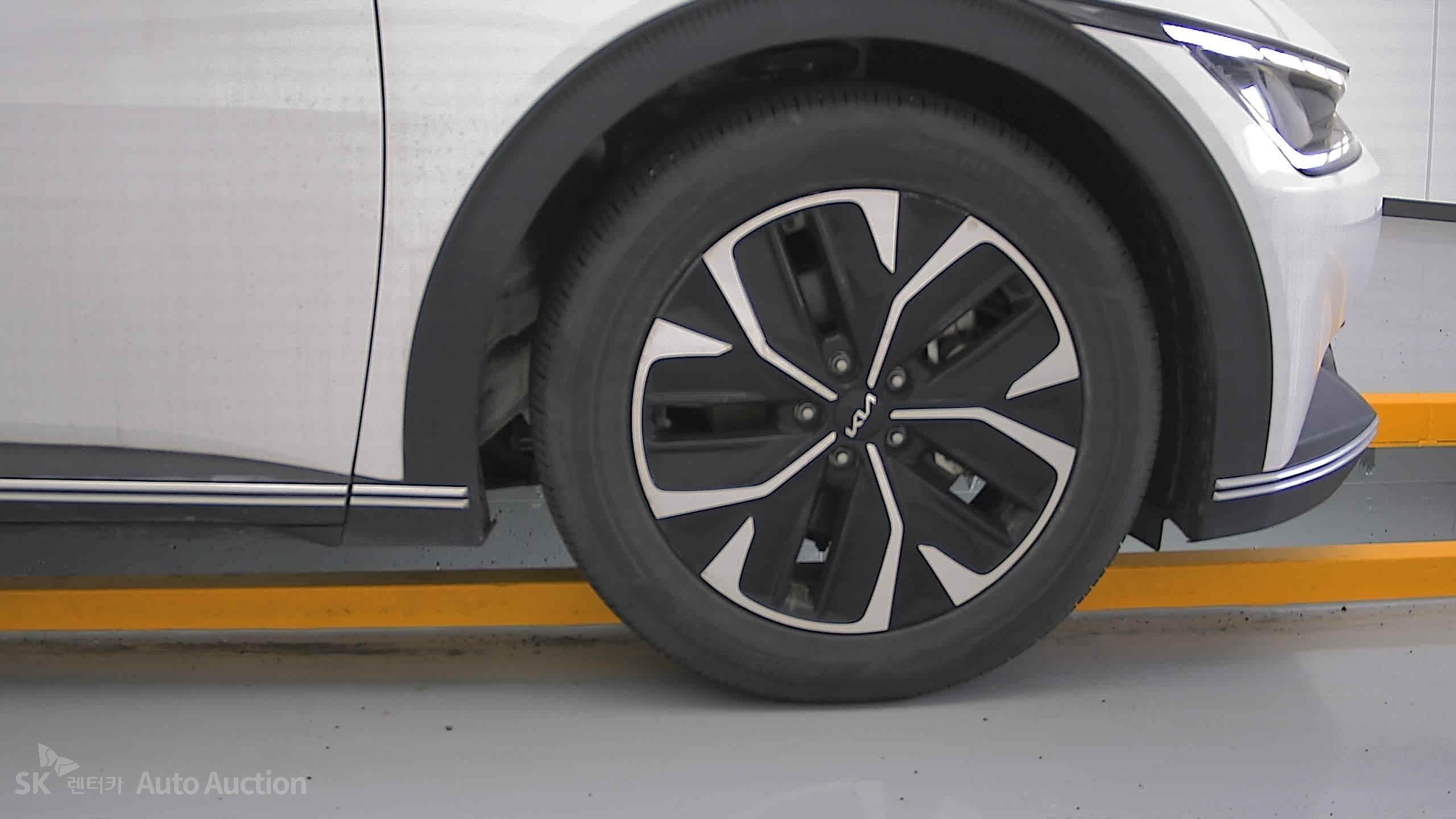 2023 - kia ev6