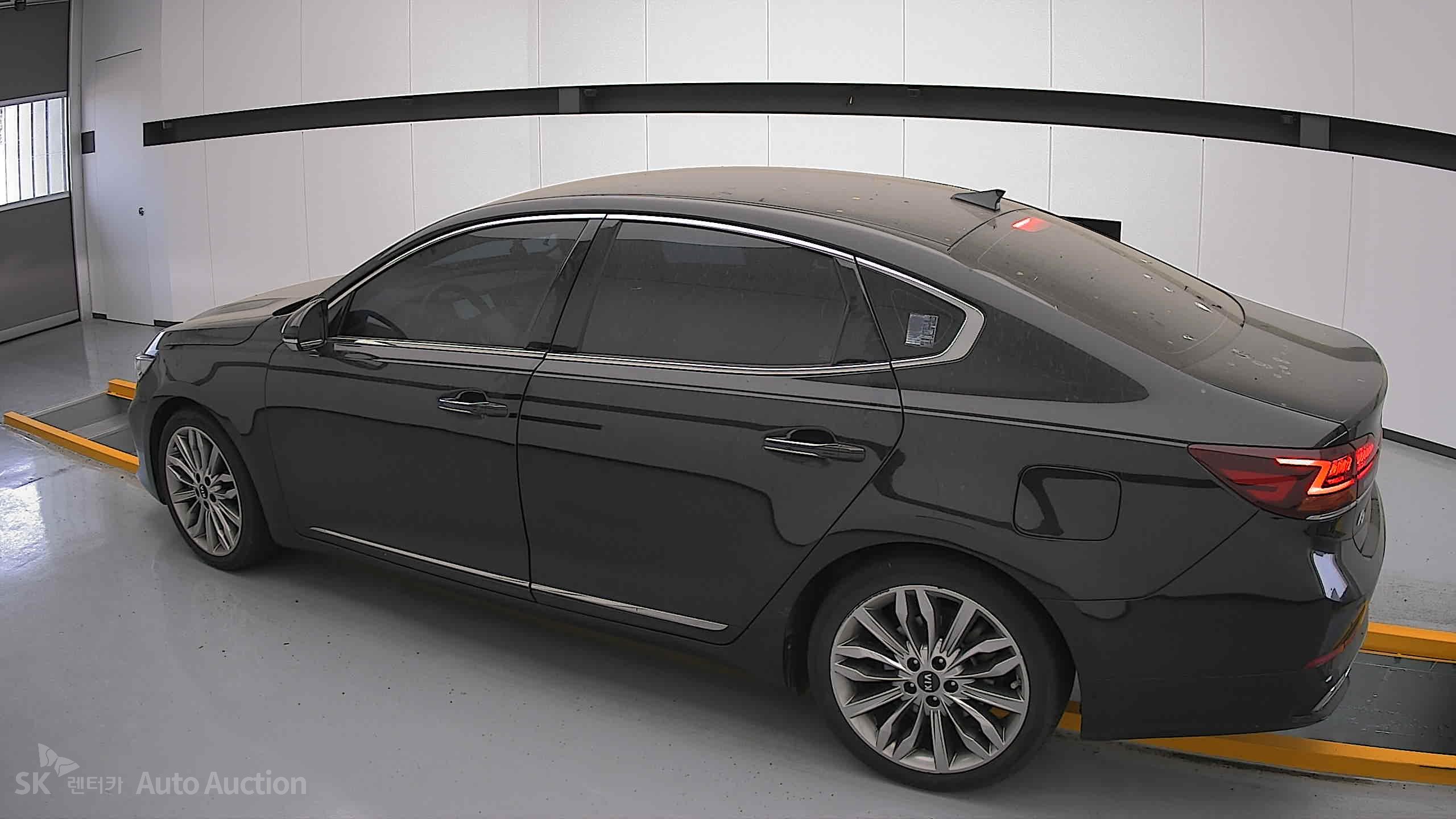 2021 - kia k7