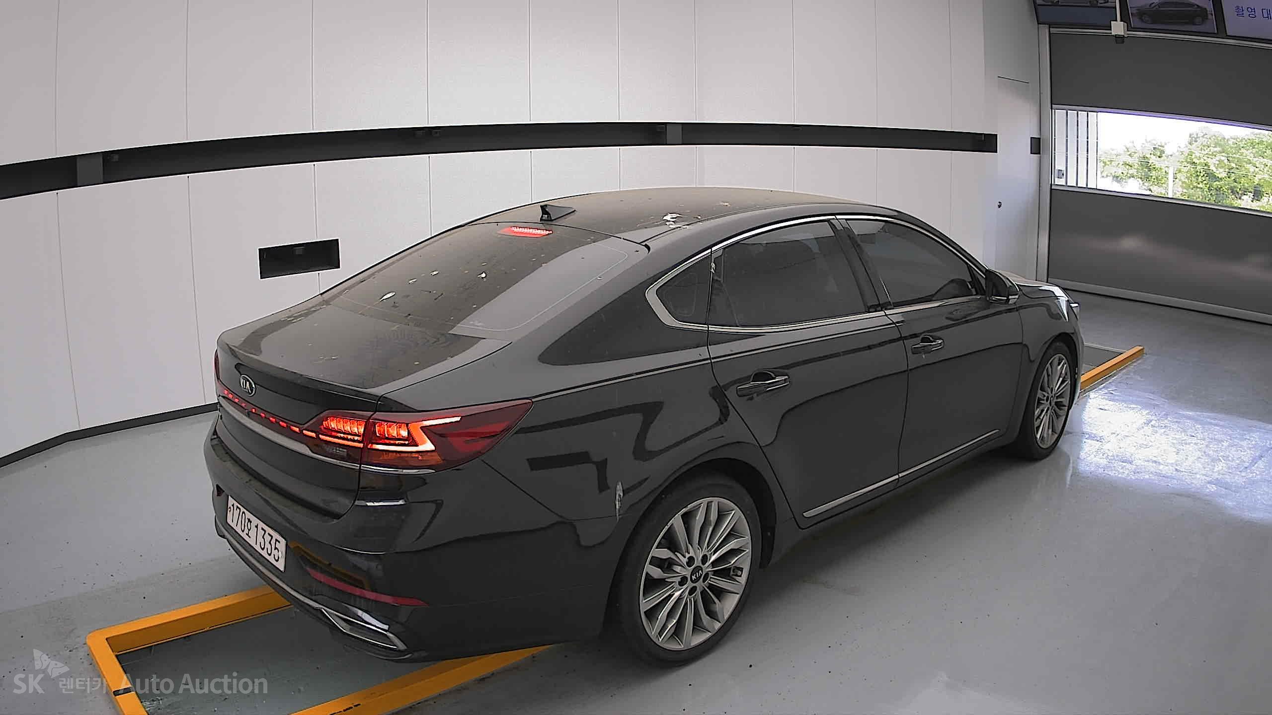 2021 - kia k7