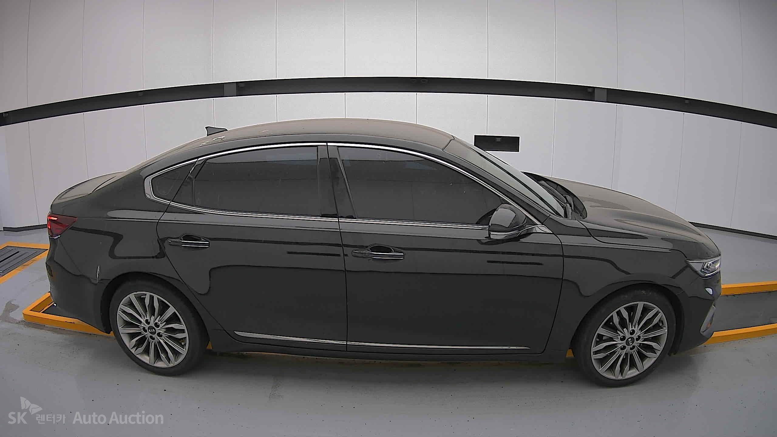 2021 - kia k7