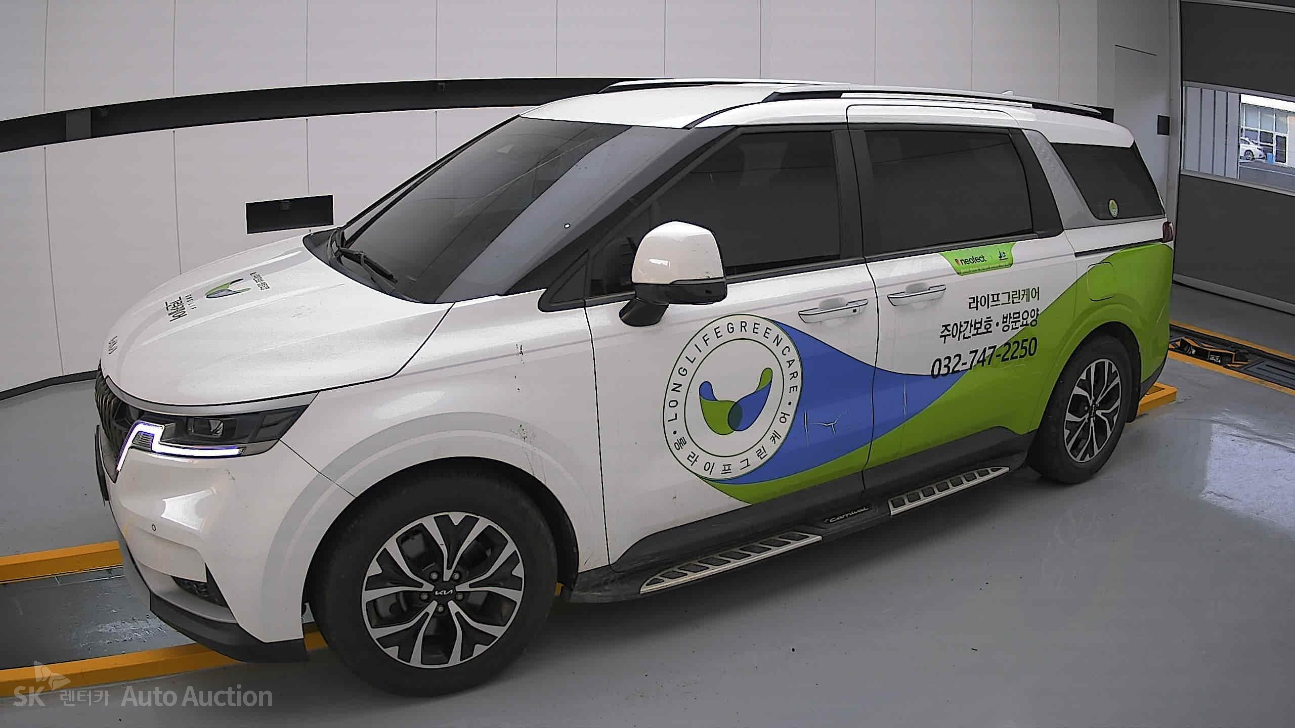 2022 - kia carnival