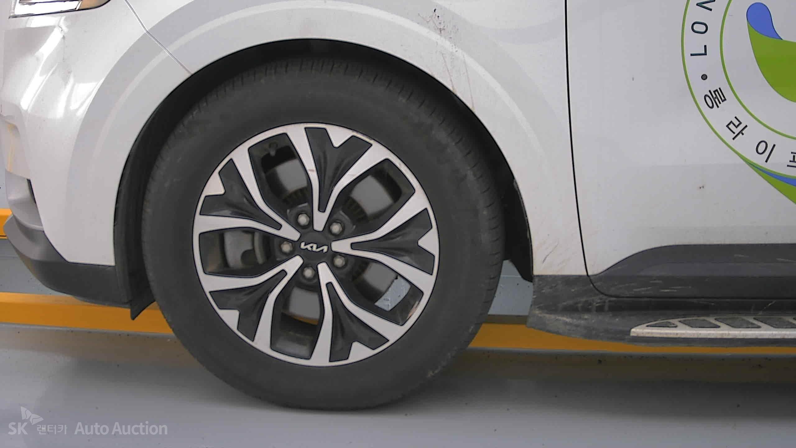 2022 - kia carnival