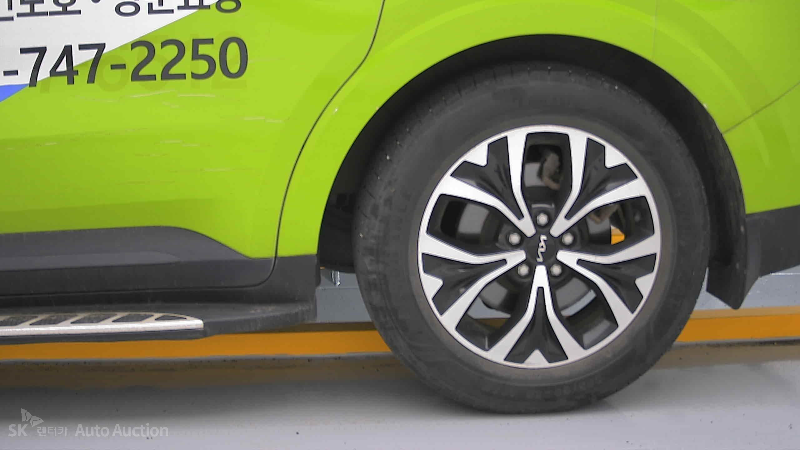 2022 - kia carnival