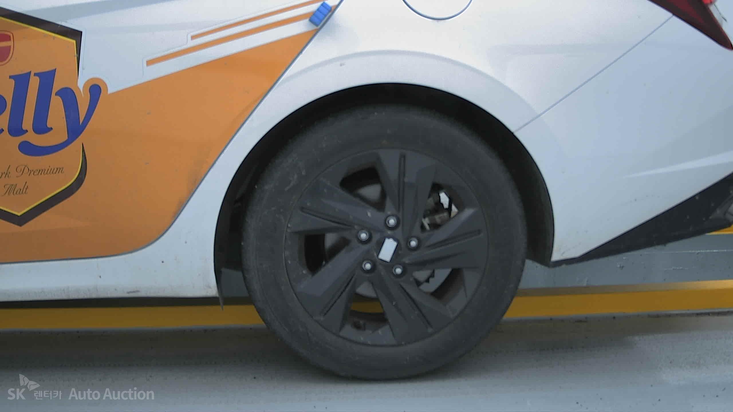 2023 - hyundai avante