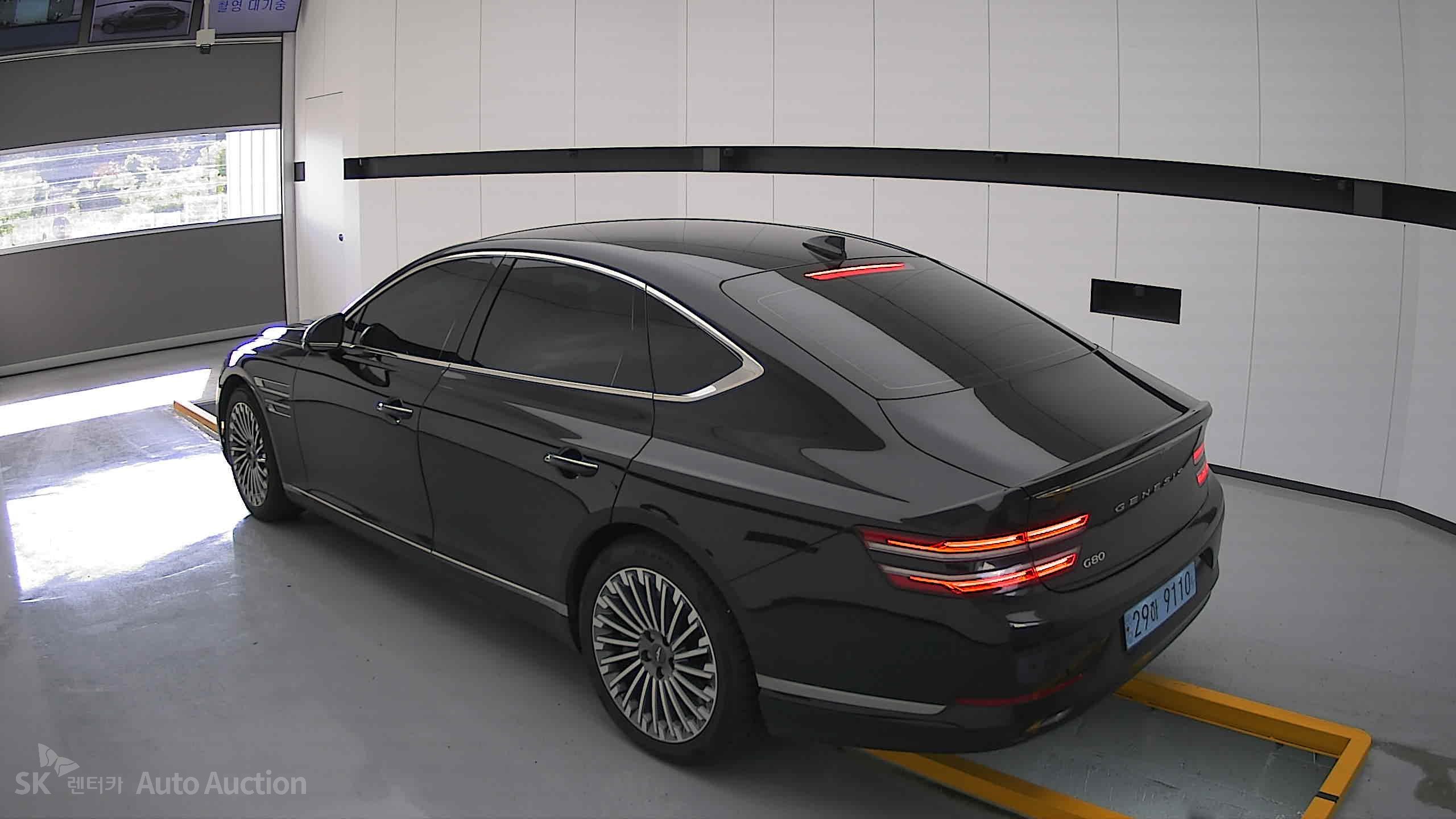 2022 - genesis eg80