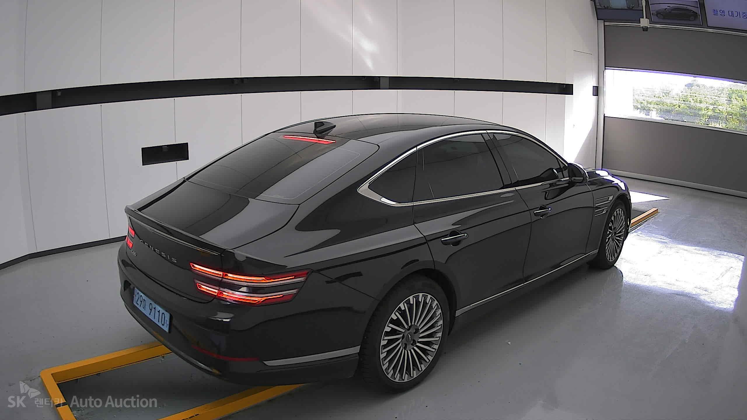 2022 - genesis eg80