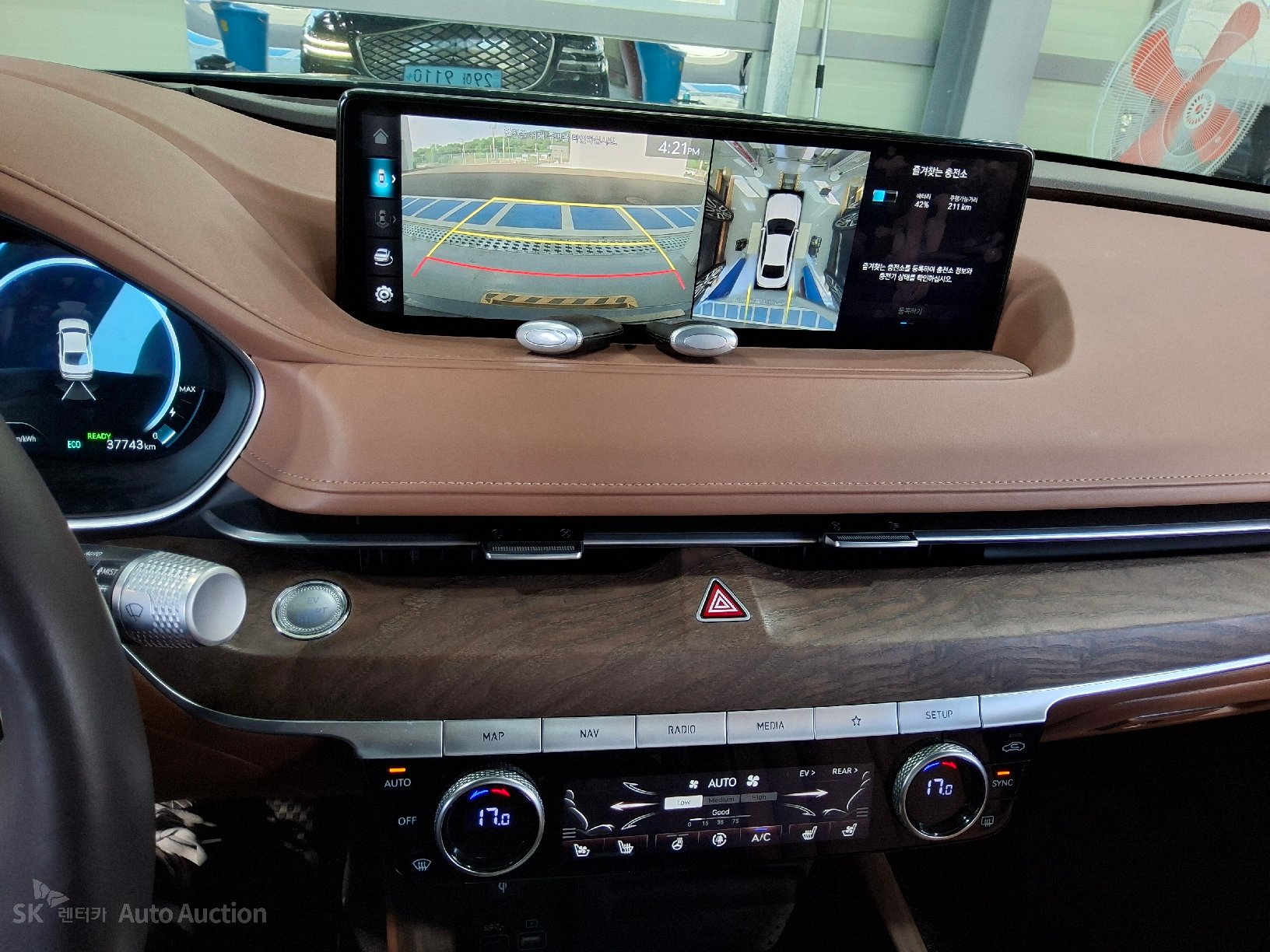 2022 - genesis eg80