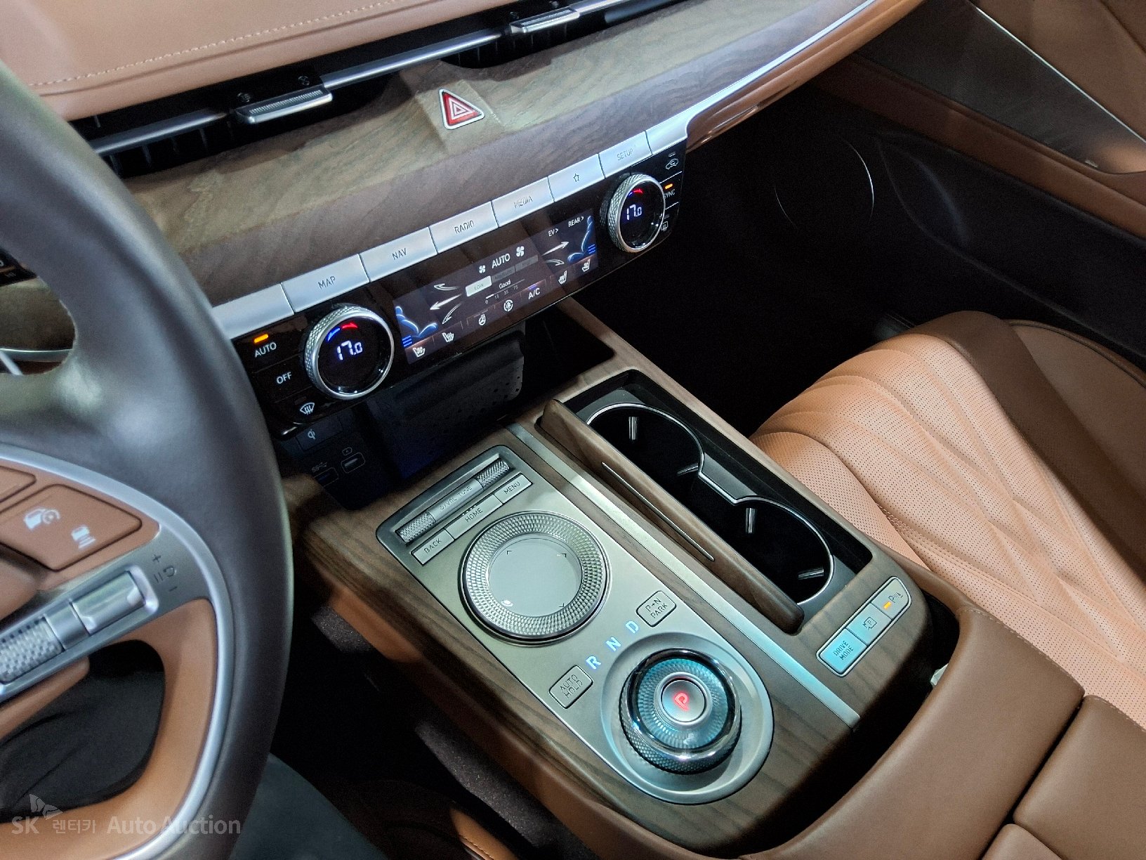 2022 - genesis eg80