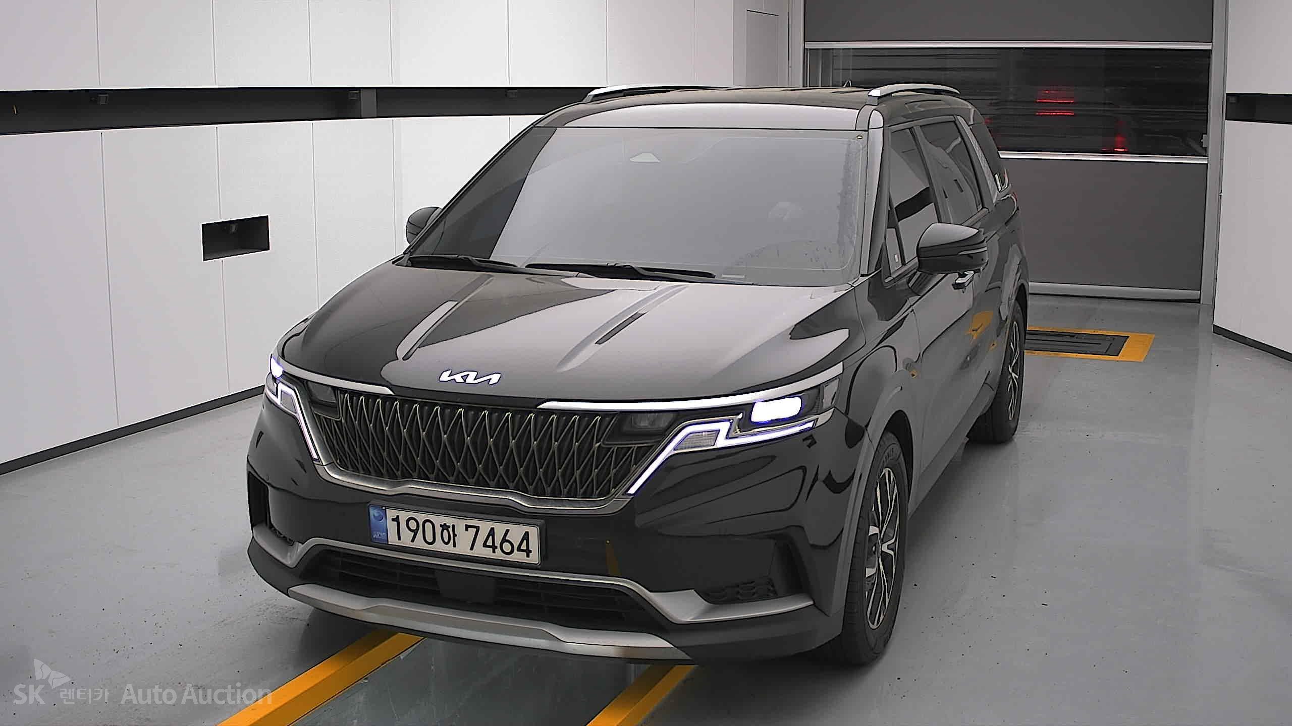 2023 - kia carnival