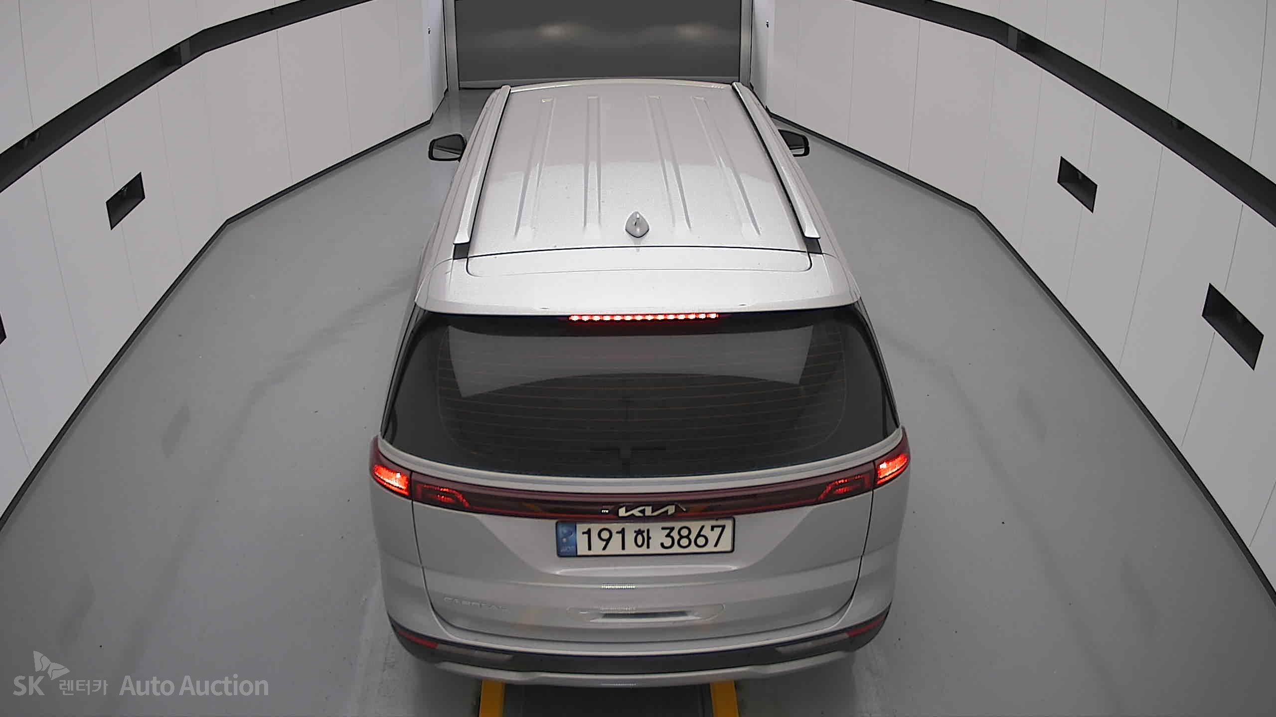 2023 - kia carnival