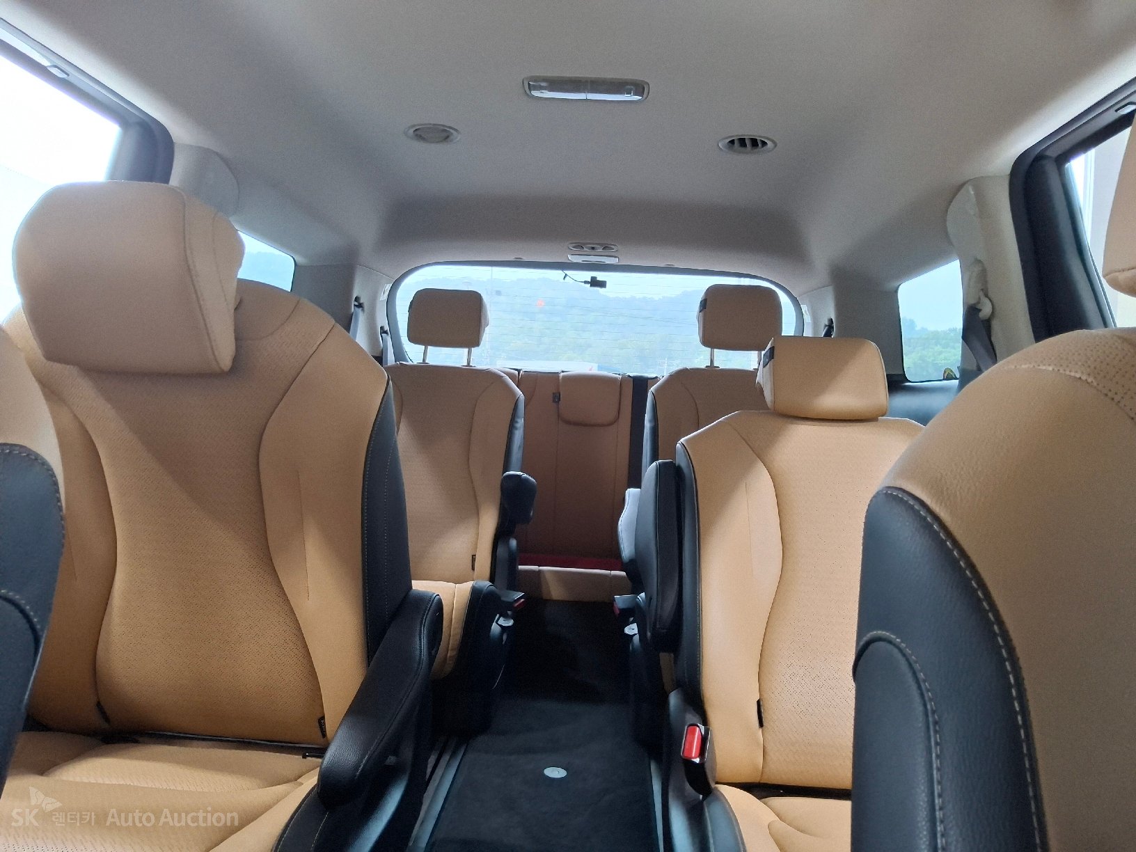 2023 - kia carnival