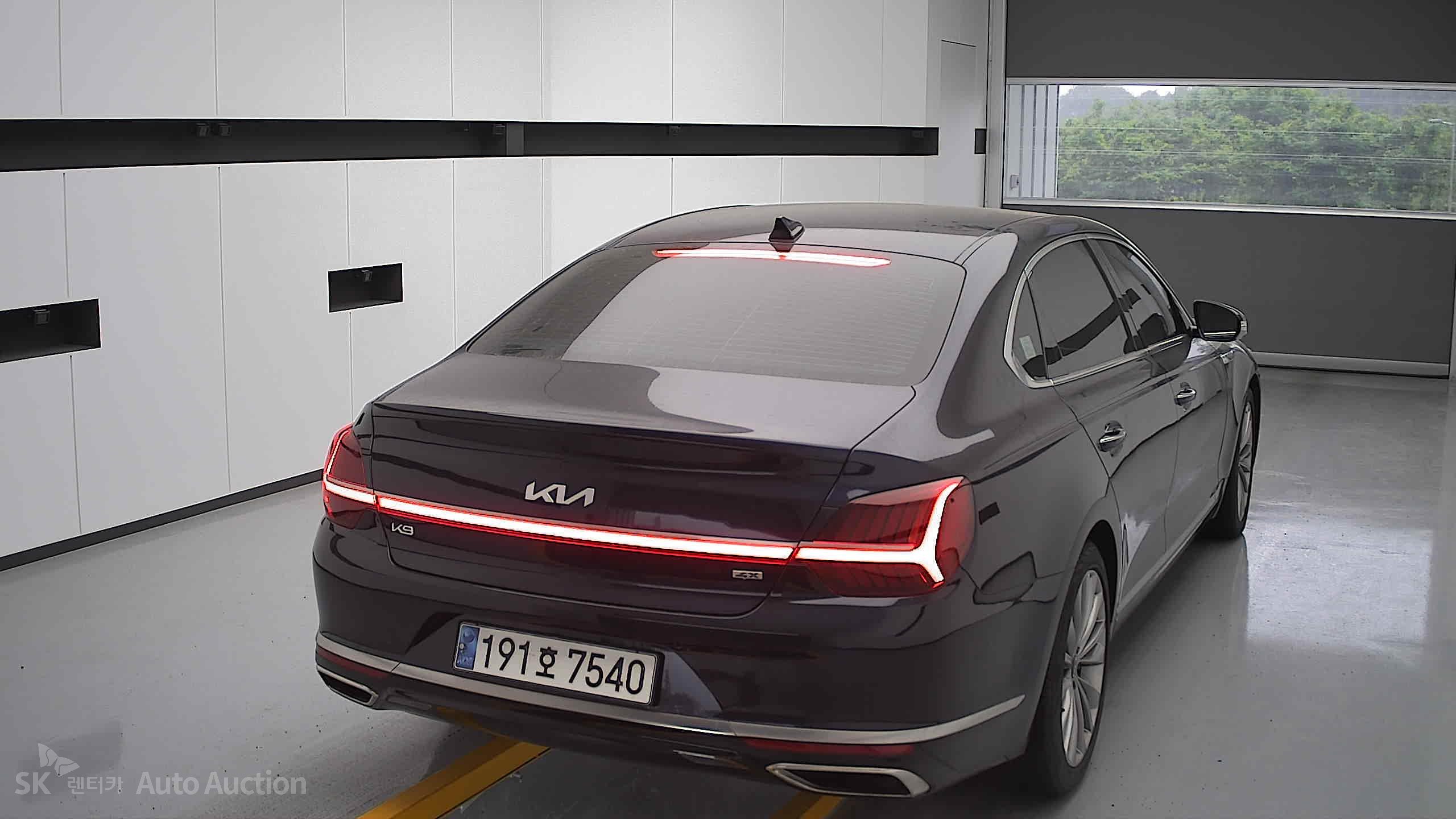 2023 - kia k9